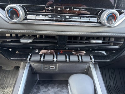 2024 Chevrolet Colorado 4WD LT