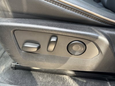 2023 GMC Canyon 4WD Denali