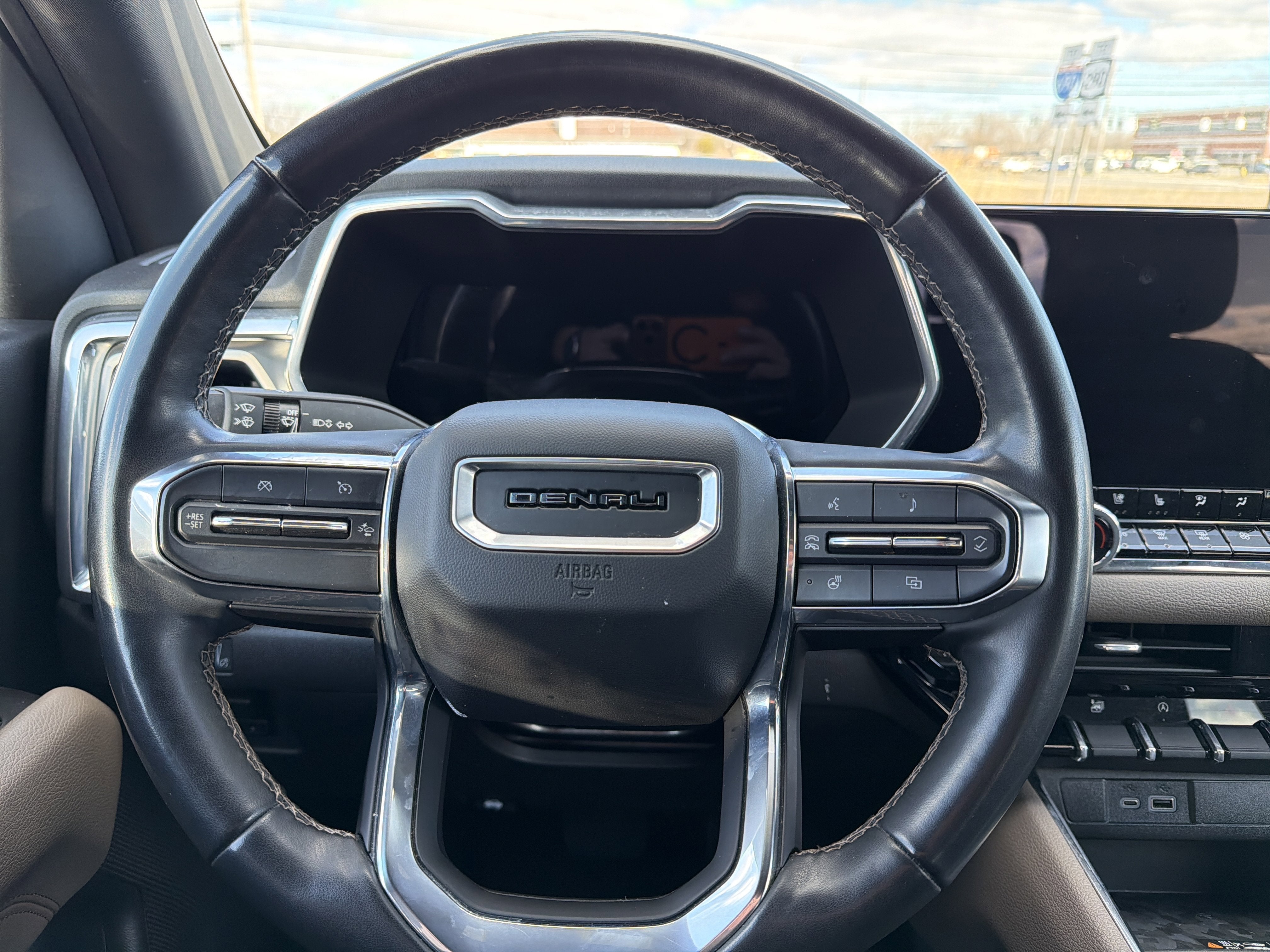 2023 GMC Canyon 4WD Denali