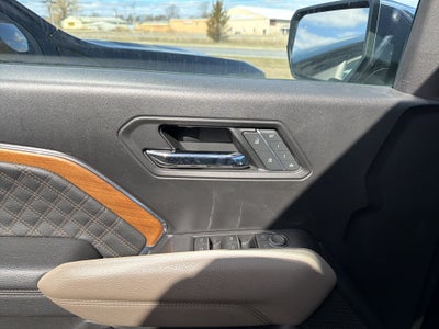 2023 GMC Canyon 4WD Denali