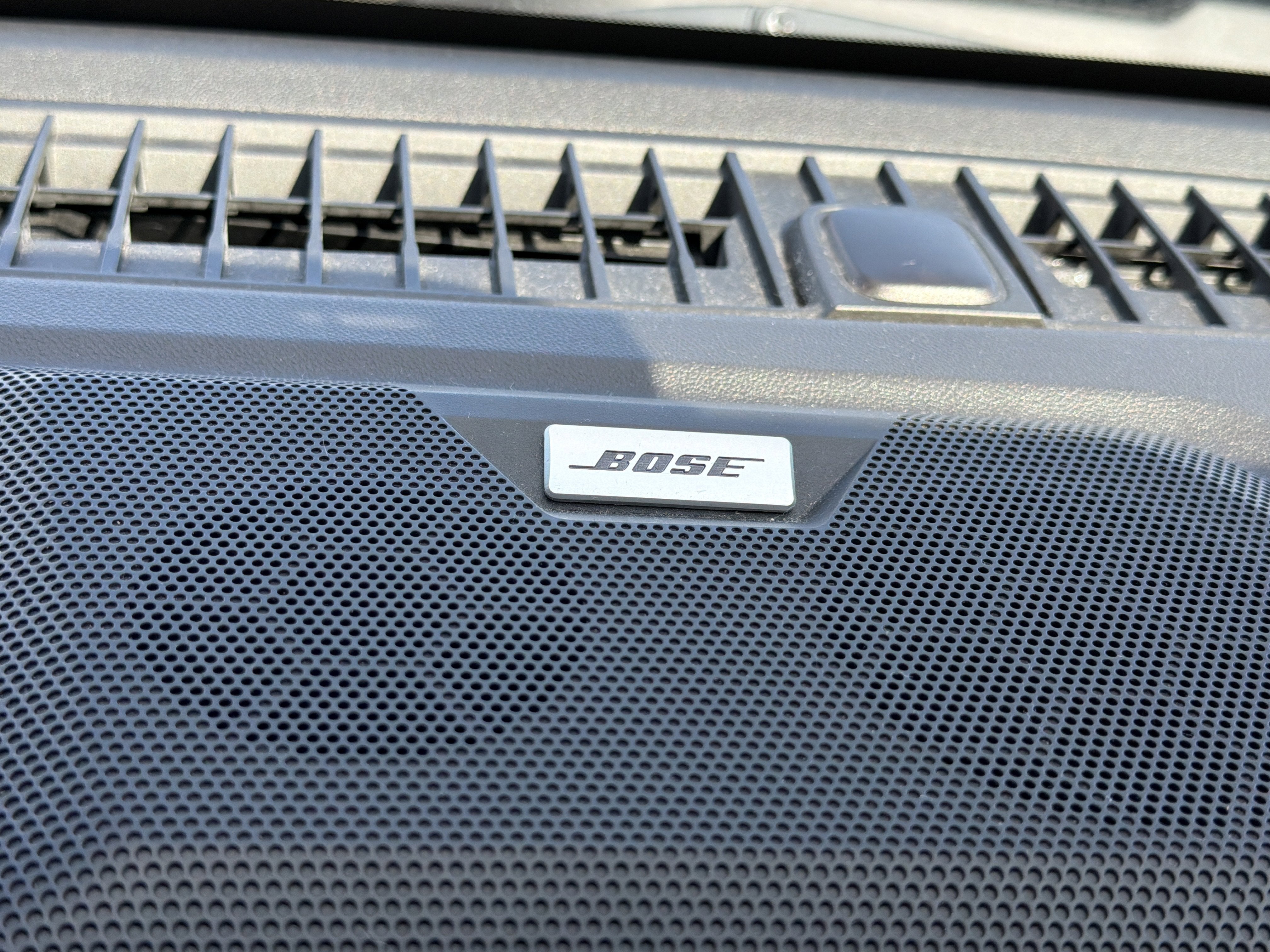 2023 GMC Canyon 4WD Denali