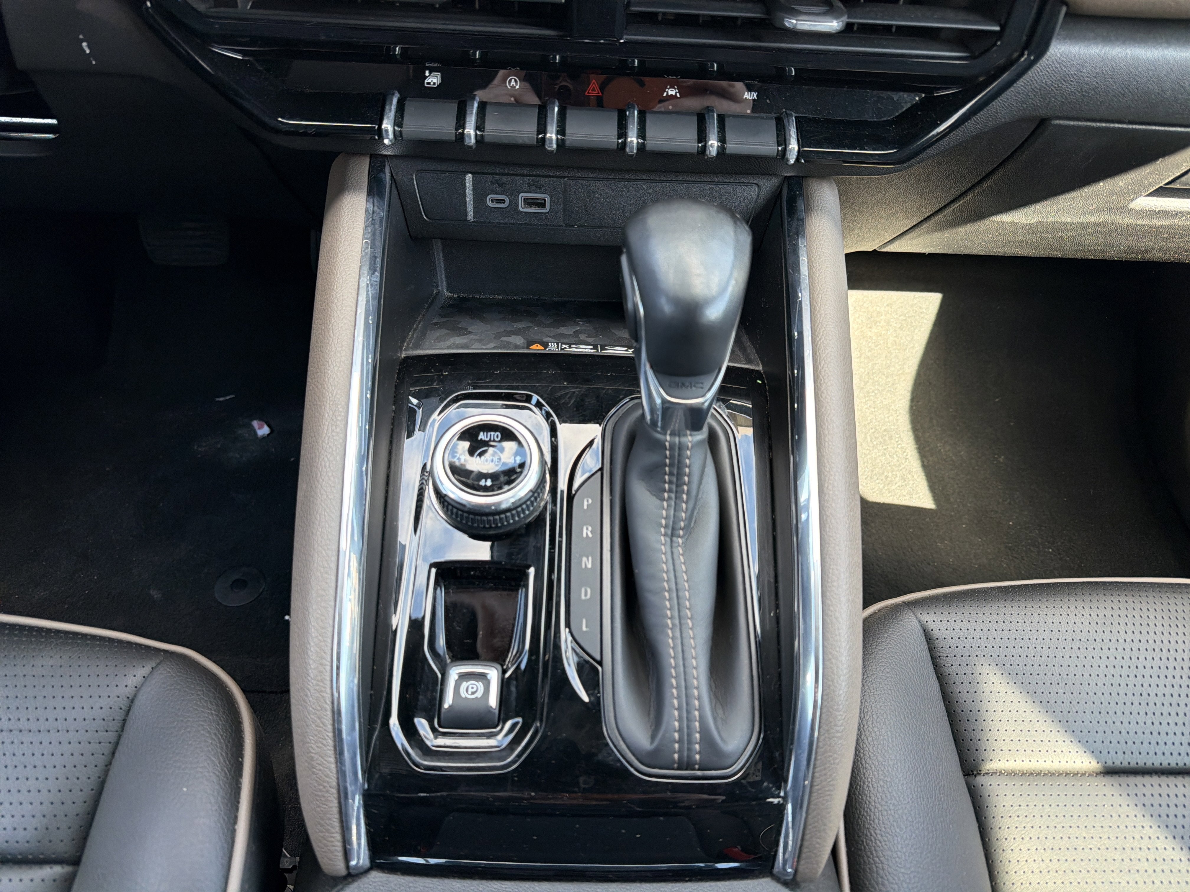 2023 GMC Canyon 4WD Denali