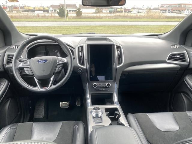 2022 Ford Edge ST