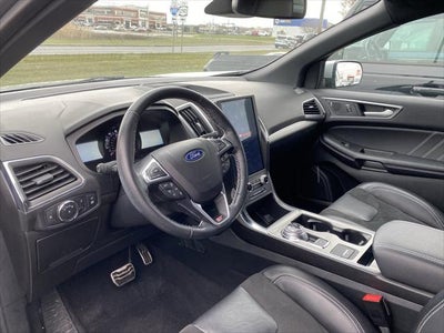 2022 Ford Edge ST