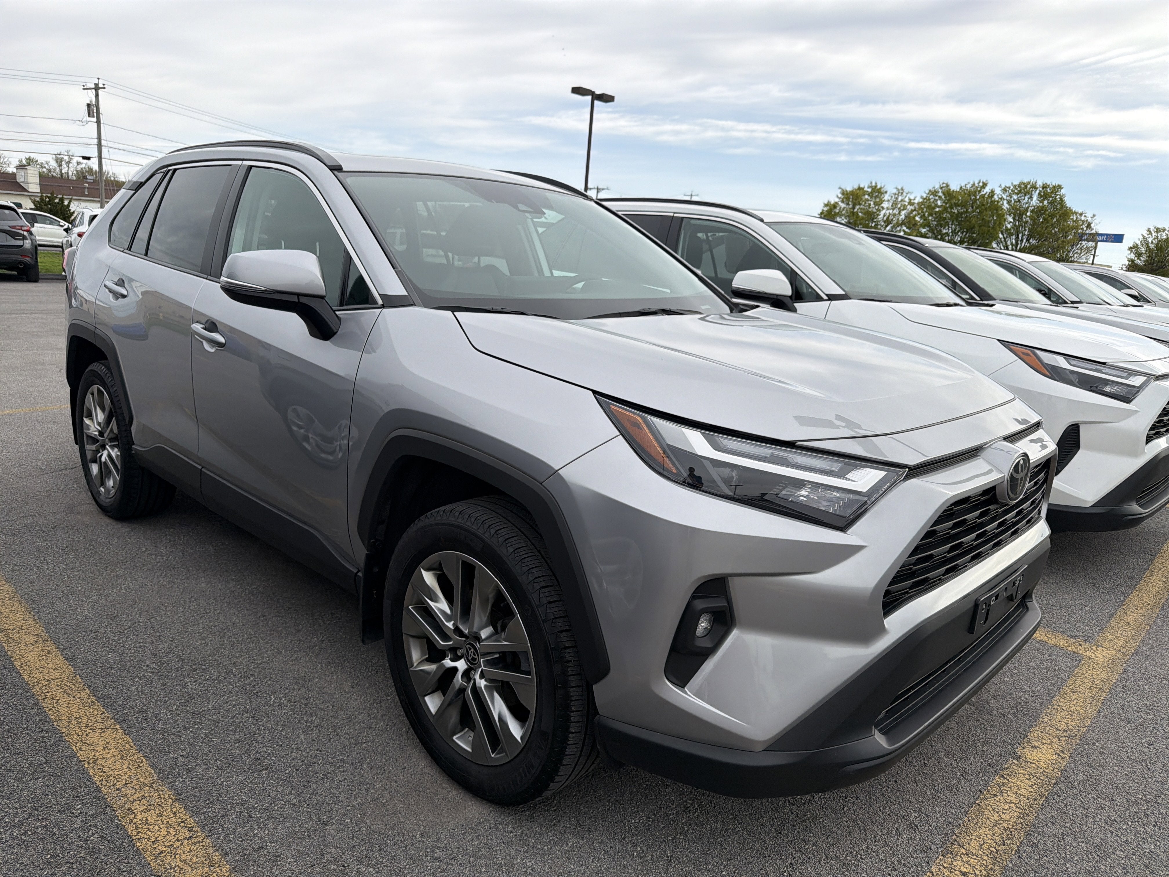 2023 Toyota RAV4 XLE Premium