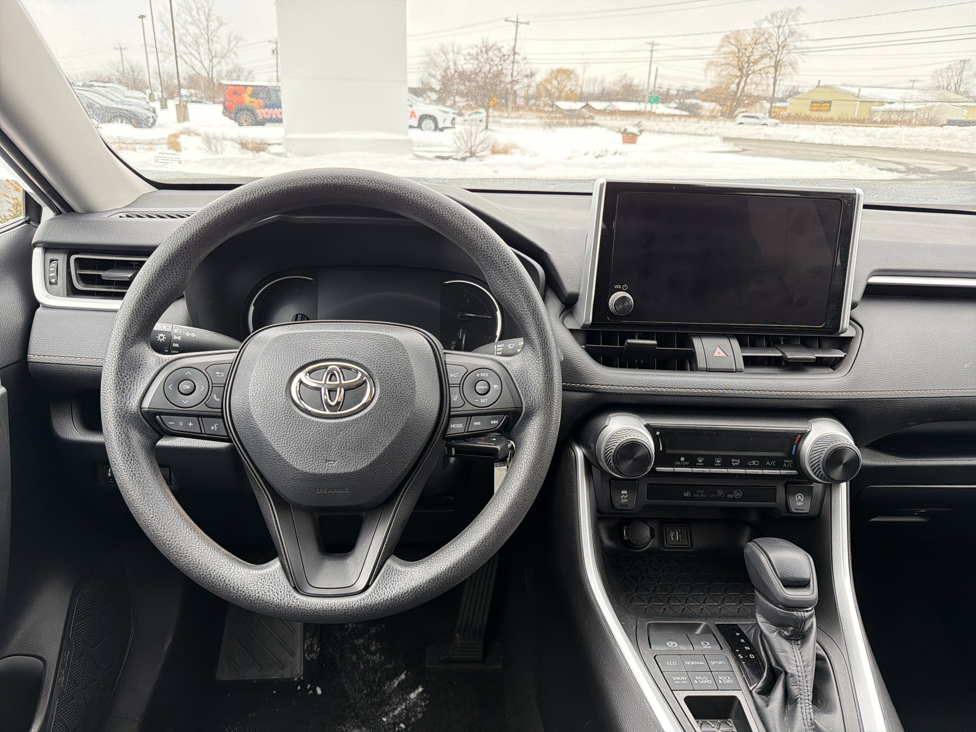 2023 Toyota RAV4 LE