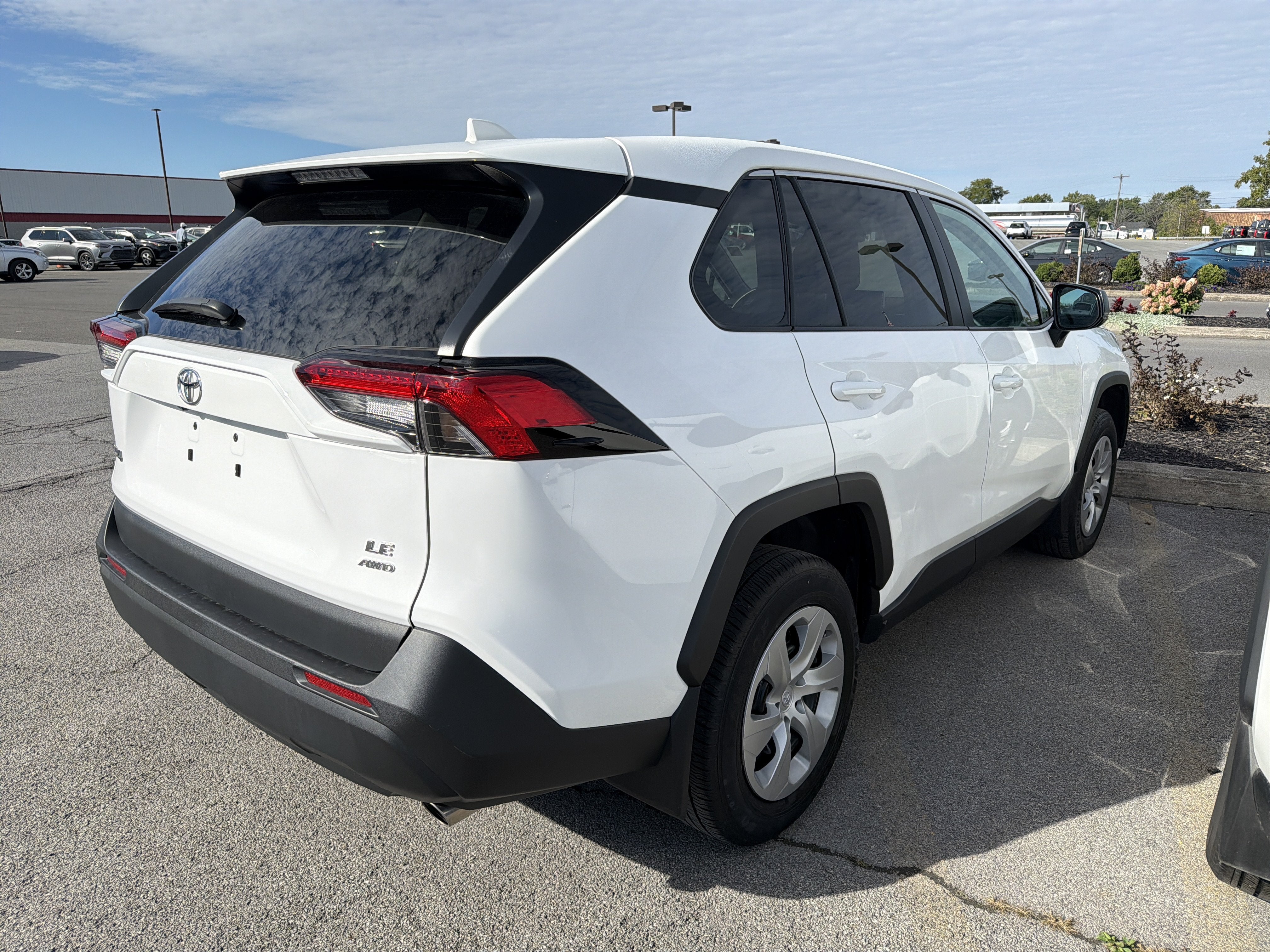 2024 Toyota RAV4 LE