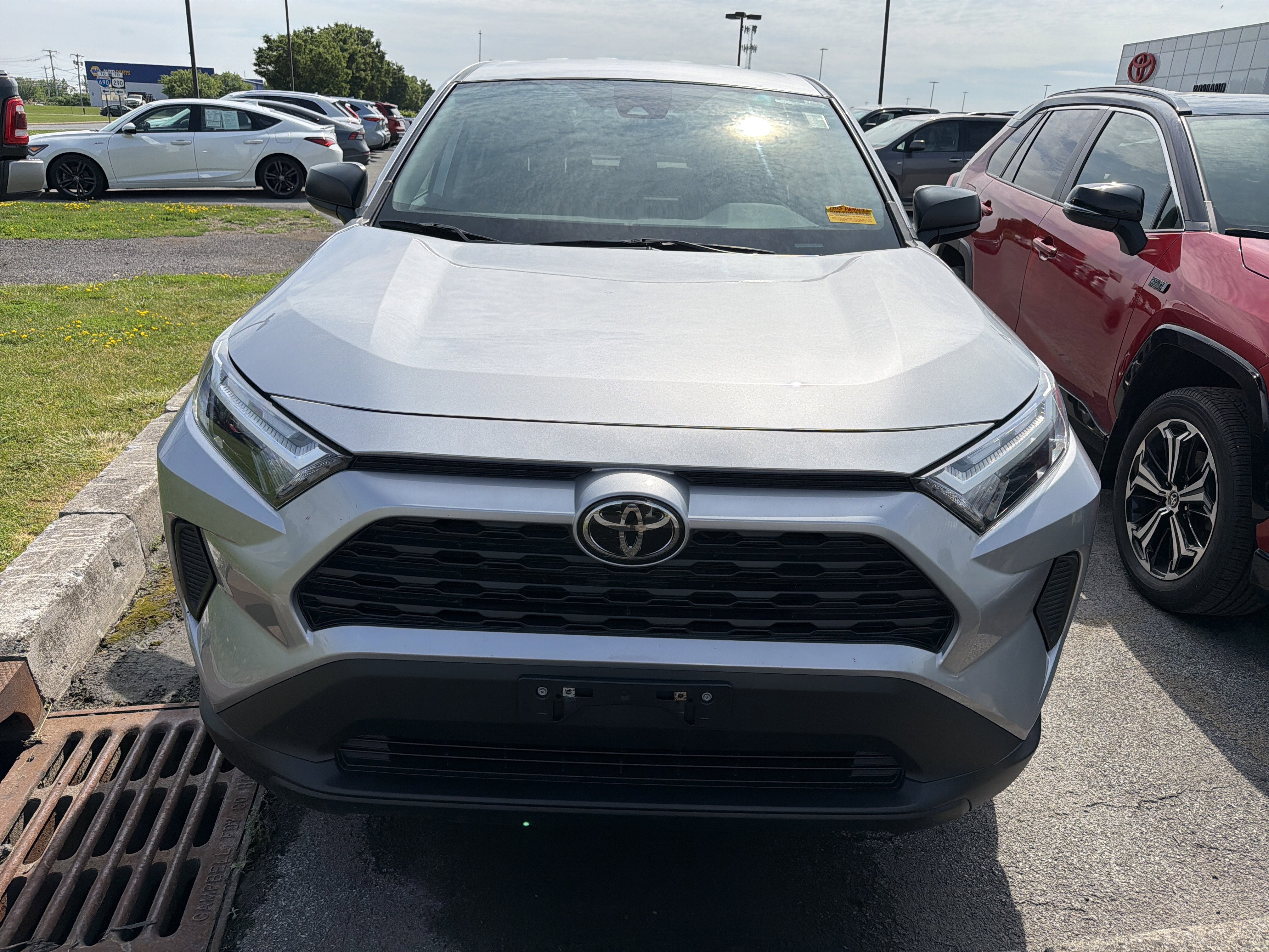 2023 Toyota RAV4 LE