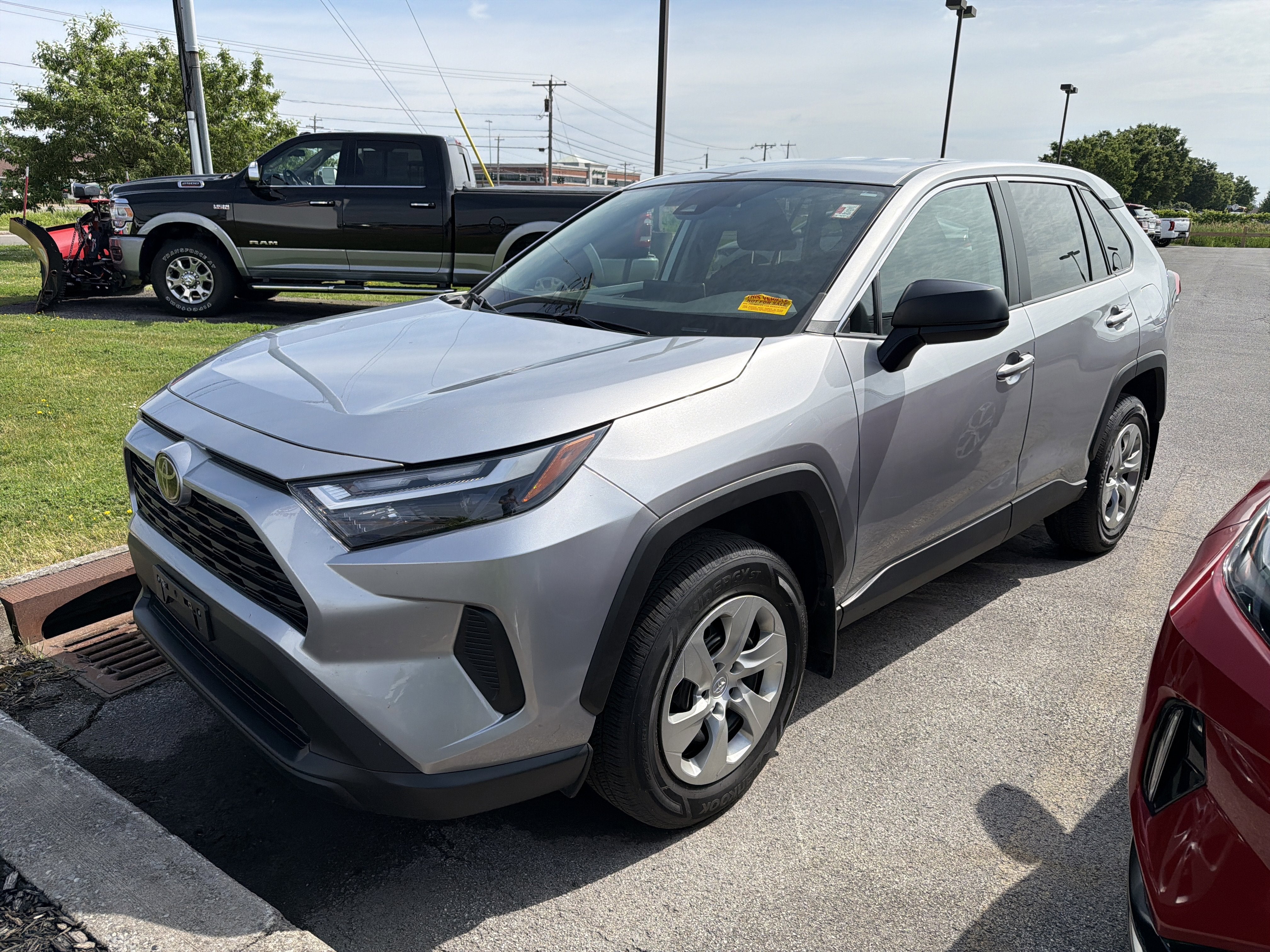 2023 Toyota RAV4 LE