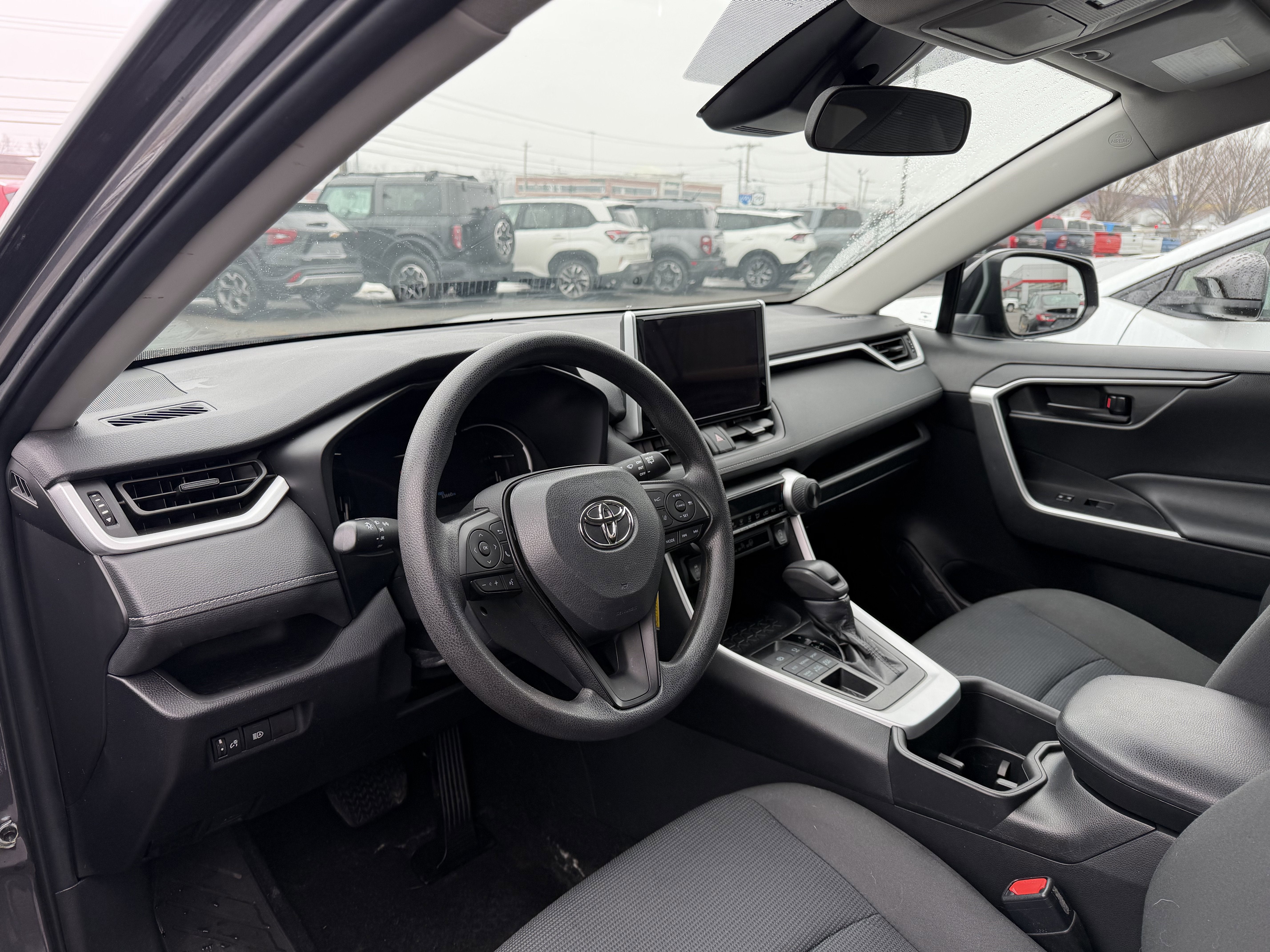 2023 Toyota RAV4 LE