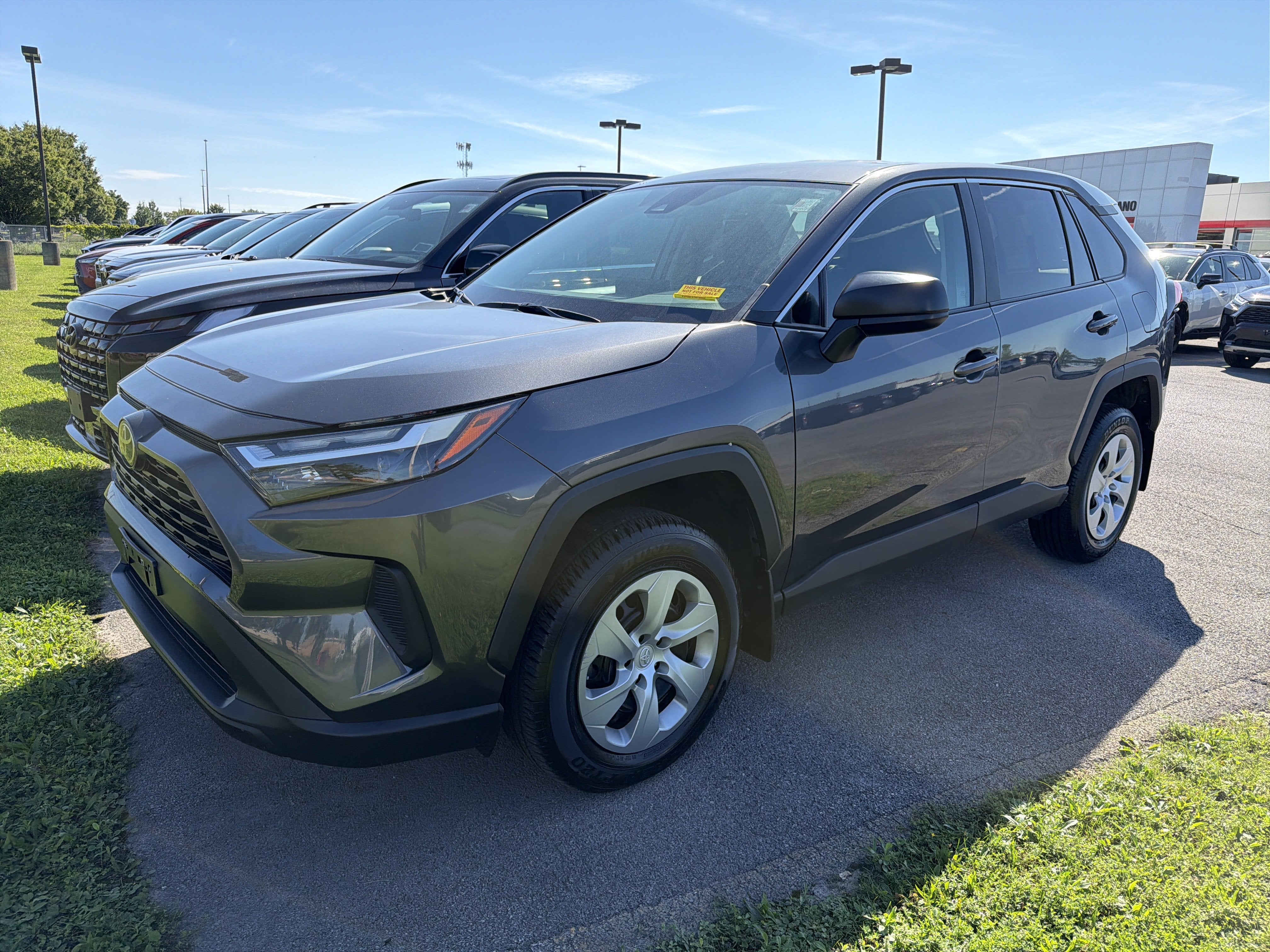 2023 Toyota RAV4 LE