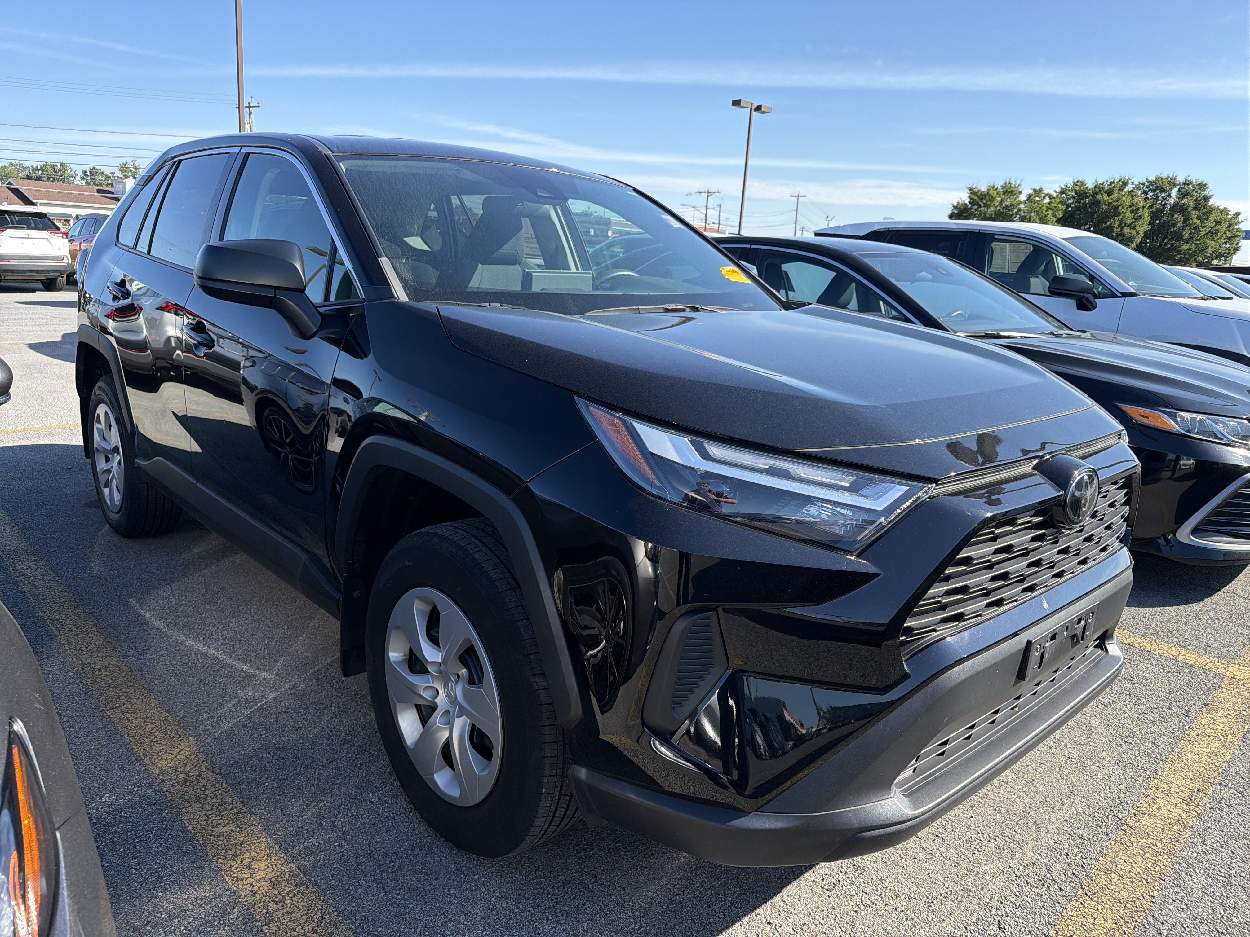 2023 Toyota RAV4 LE
