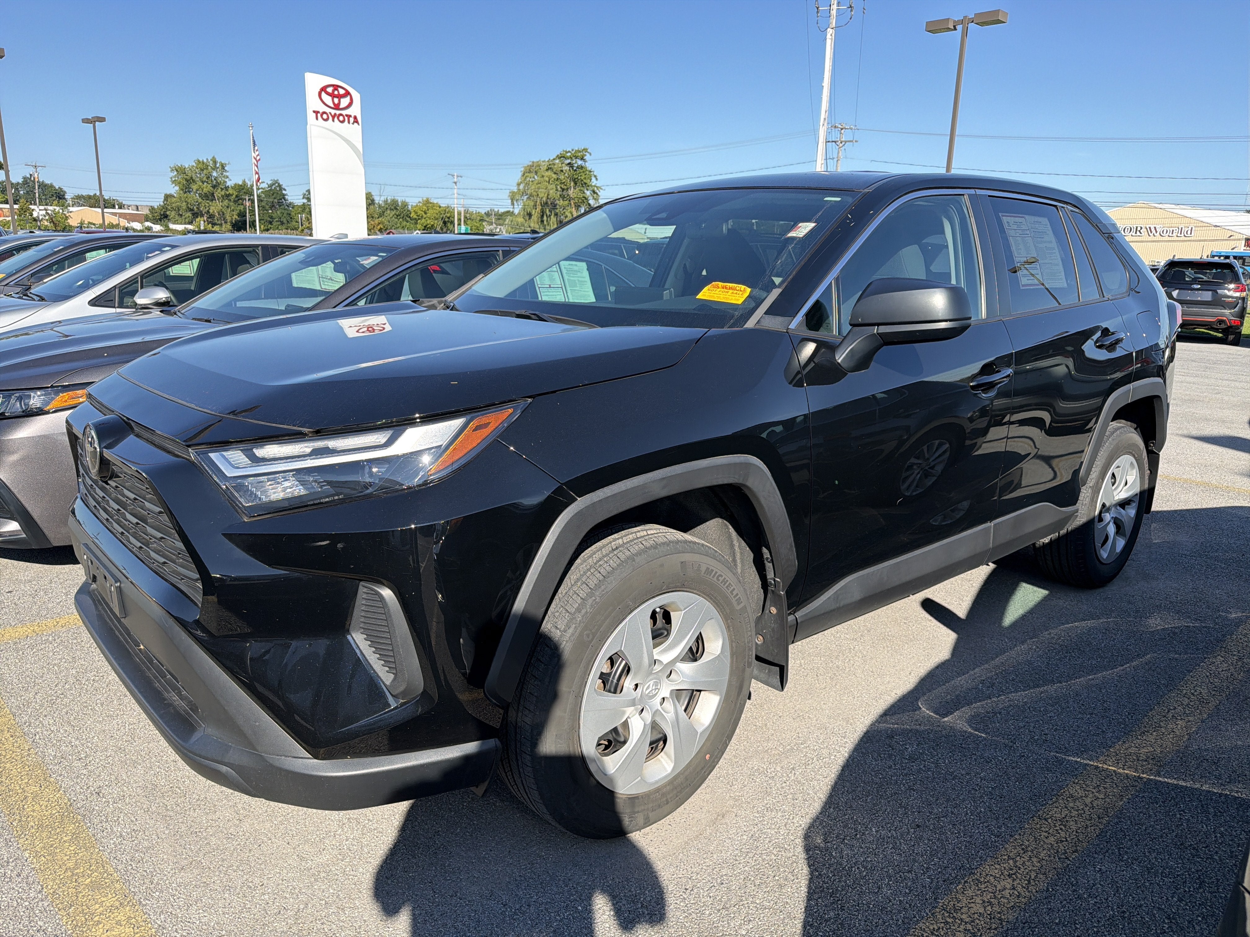 2023 Toyota RAV4 LE