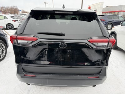 2023 Toyota RAV4 LE