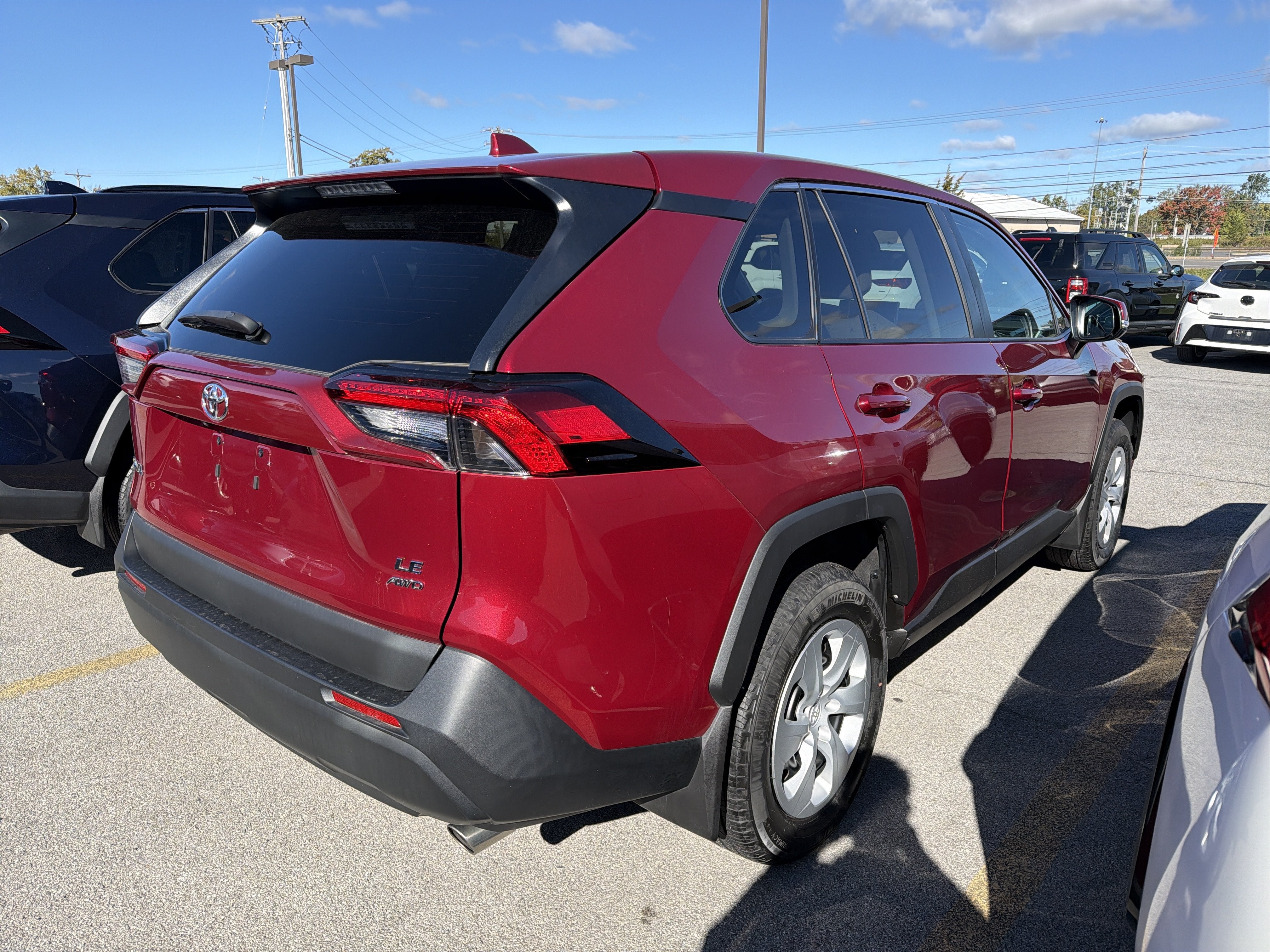 2023 Toyota RAV4 LE