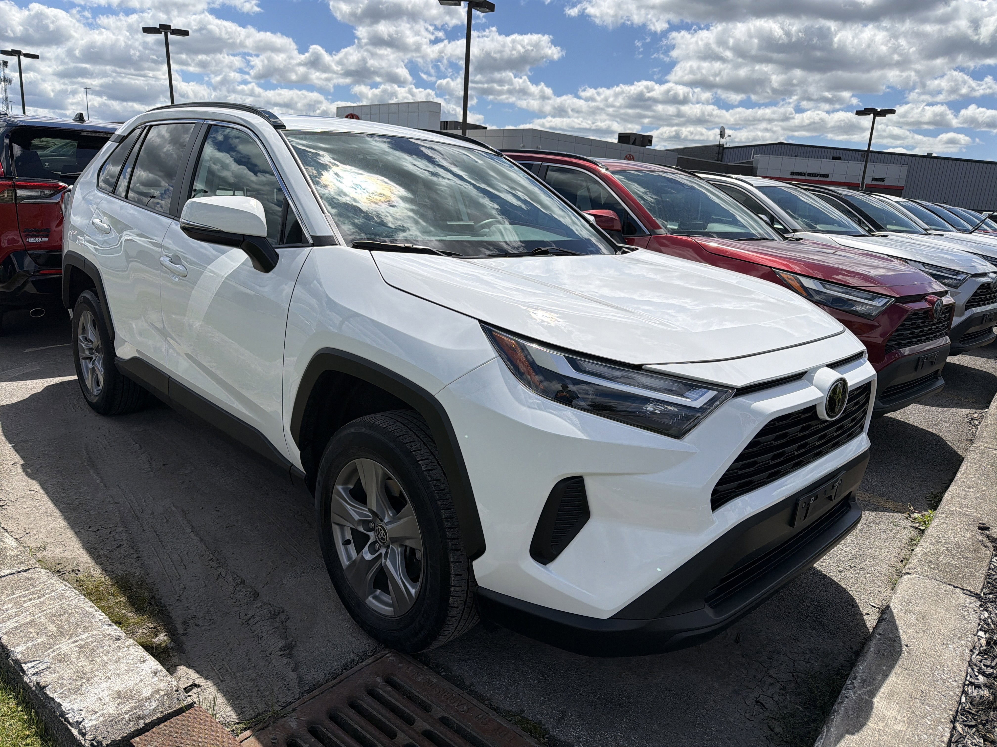 2023 Toyota RAV4 XLE