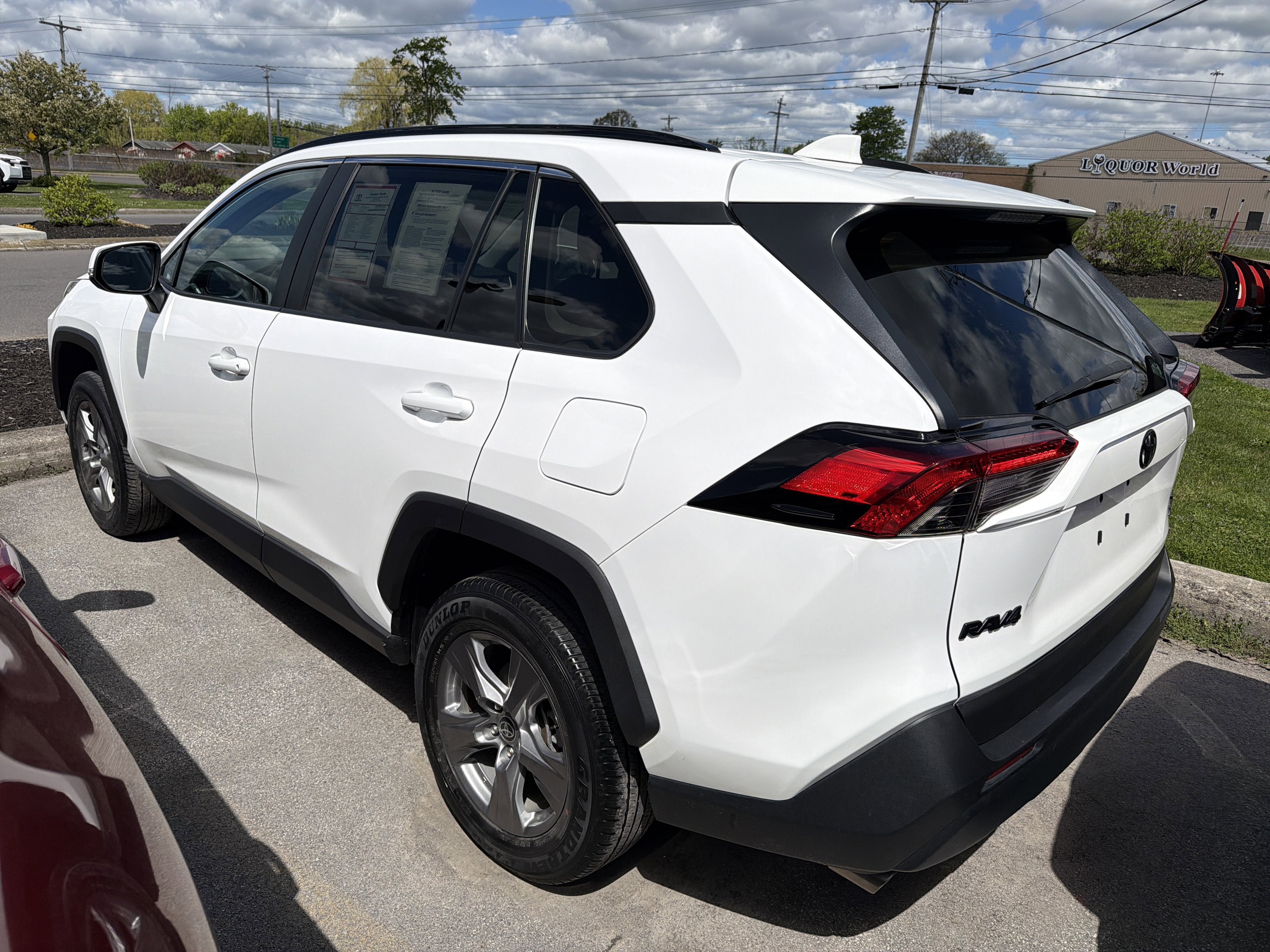 2023 Toyota RAV4 XLE