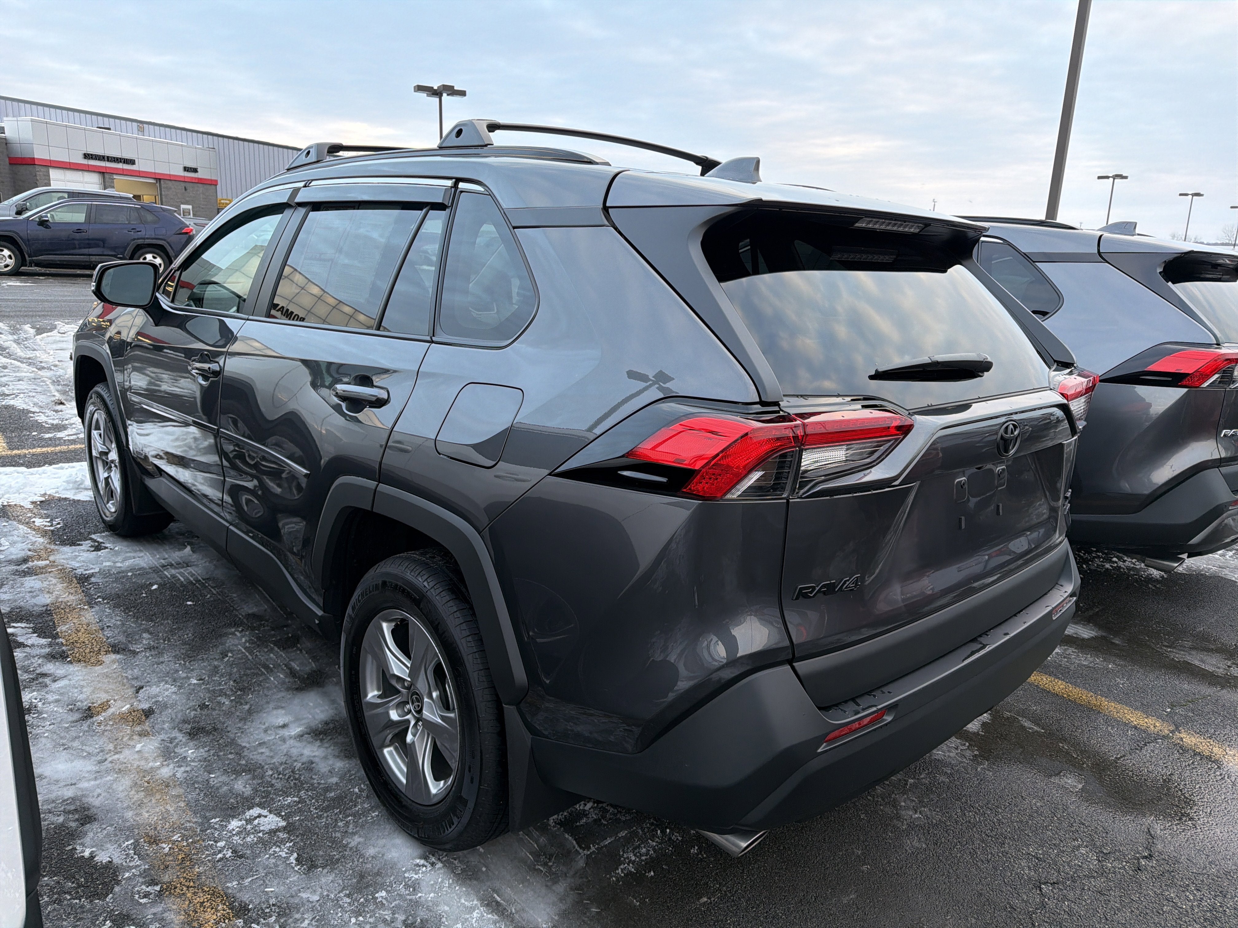 2025 Toyota RAV4 XLE