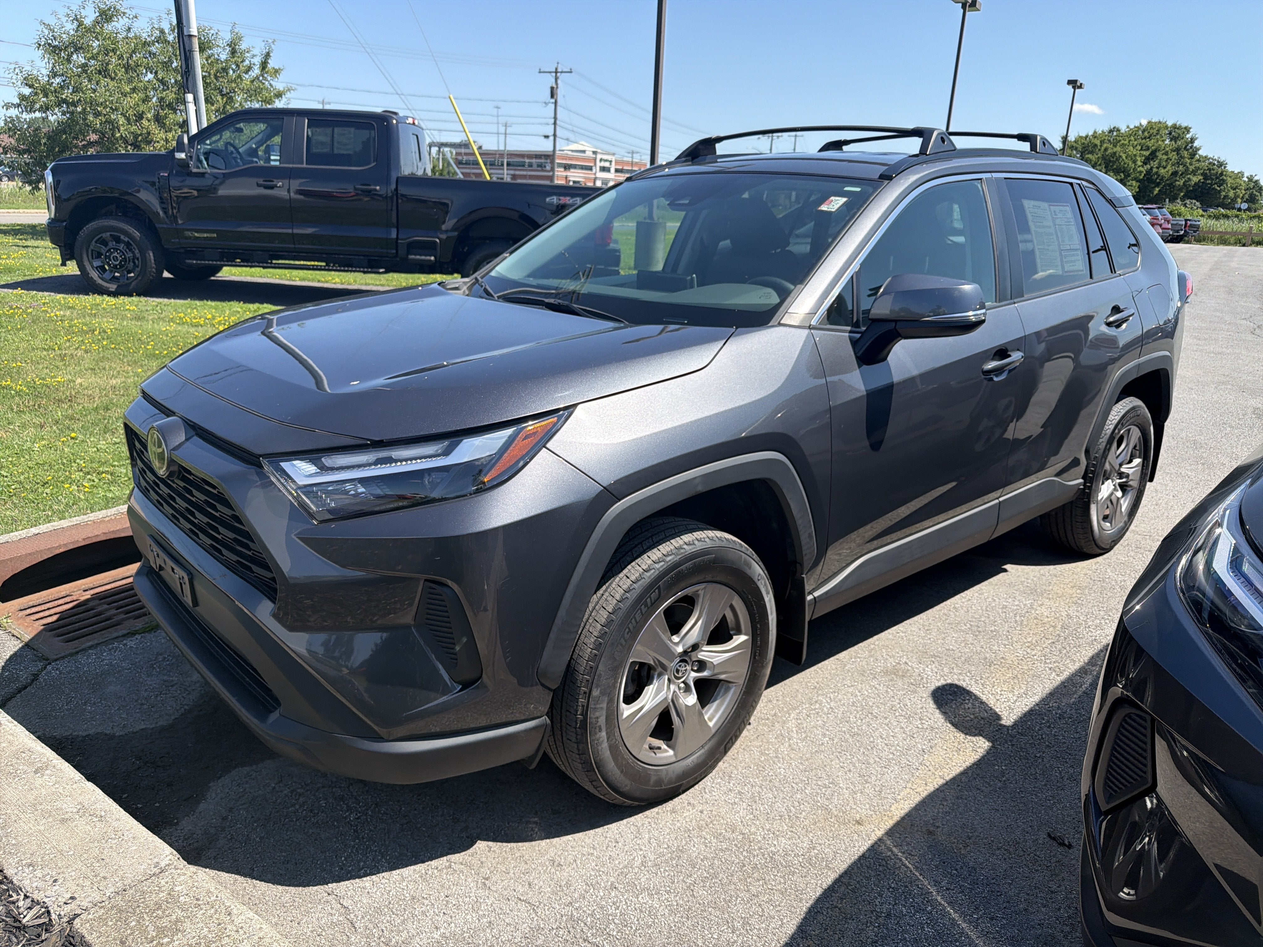 2023 Toyota RAV4 XLE