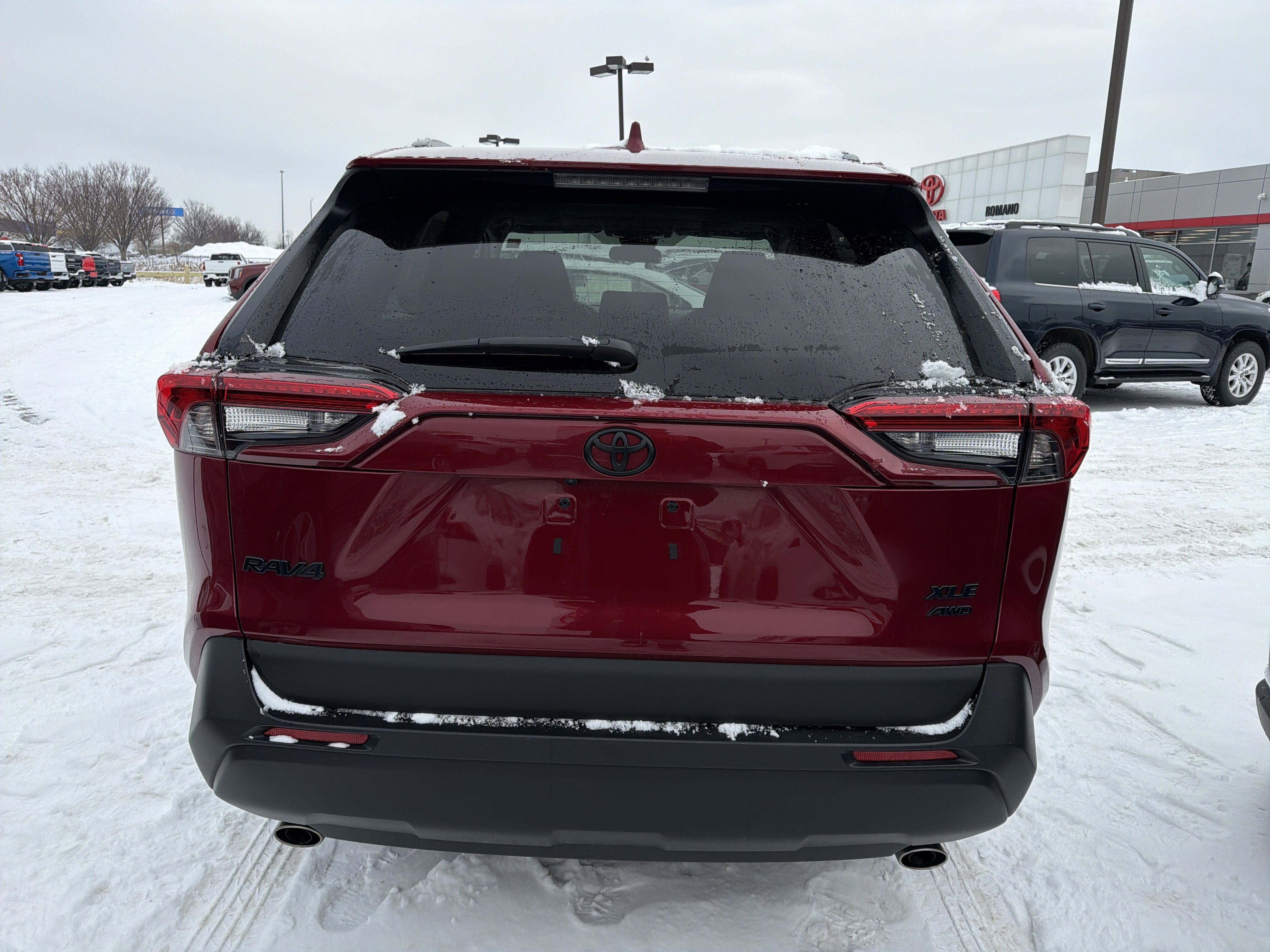 2023 Toyota RAV4 XLE