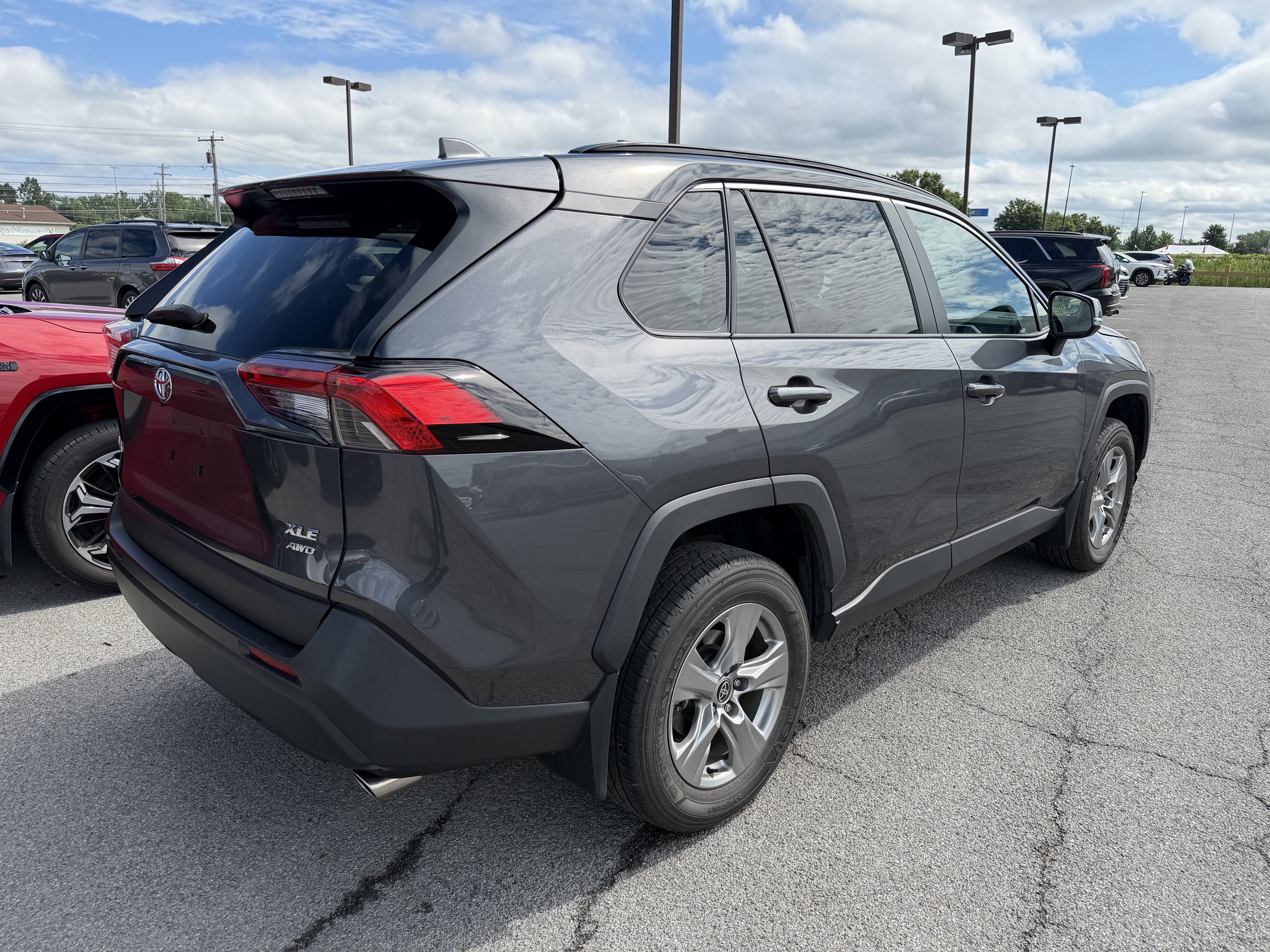 2023 Toyota RAV4 XLE