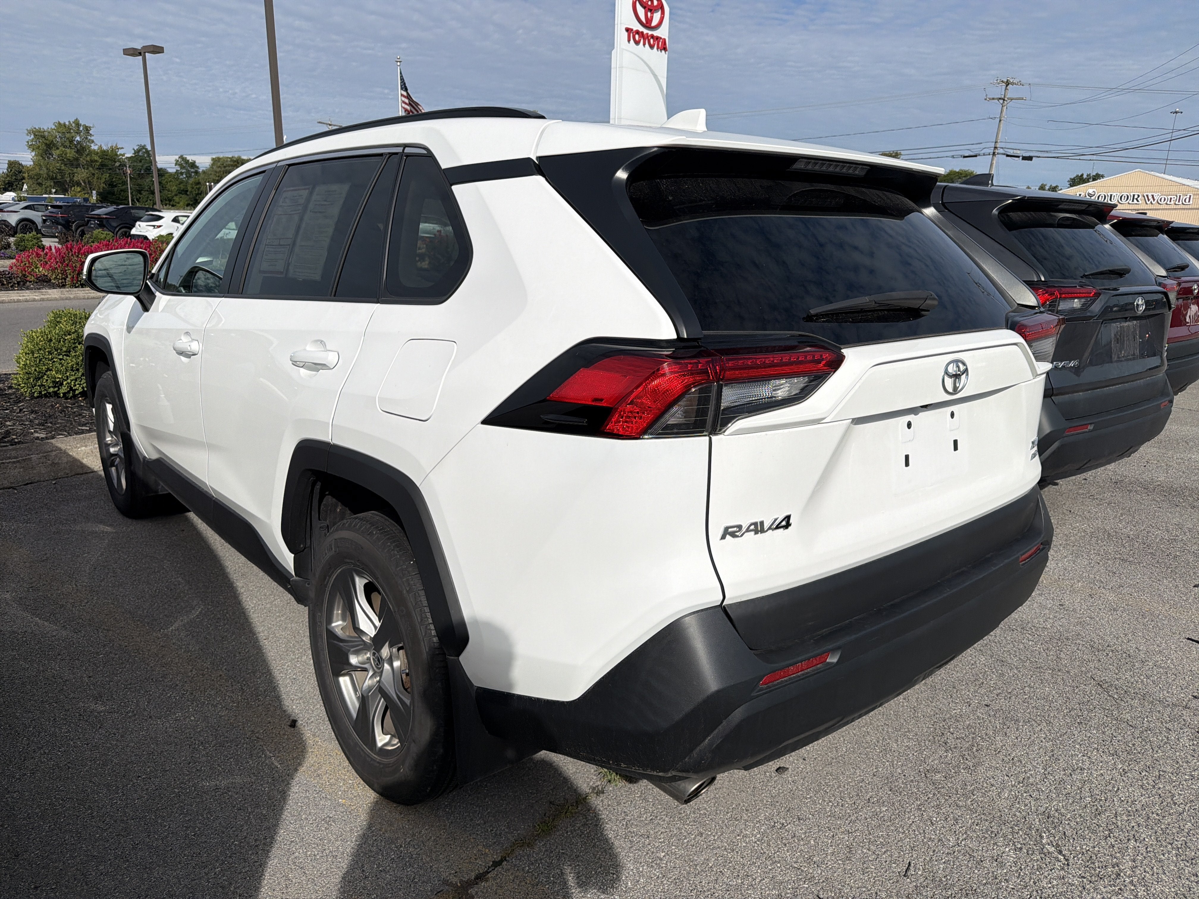 2023 Toyota RAV4 XLE