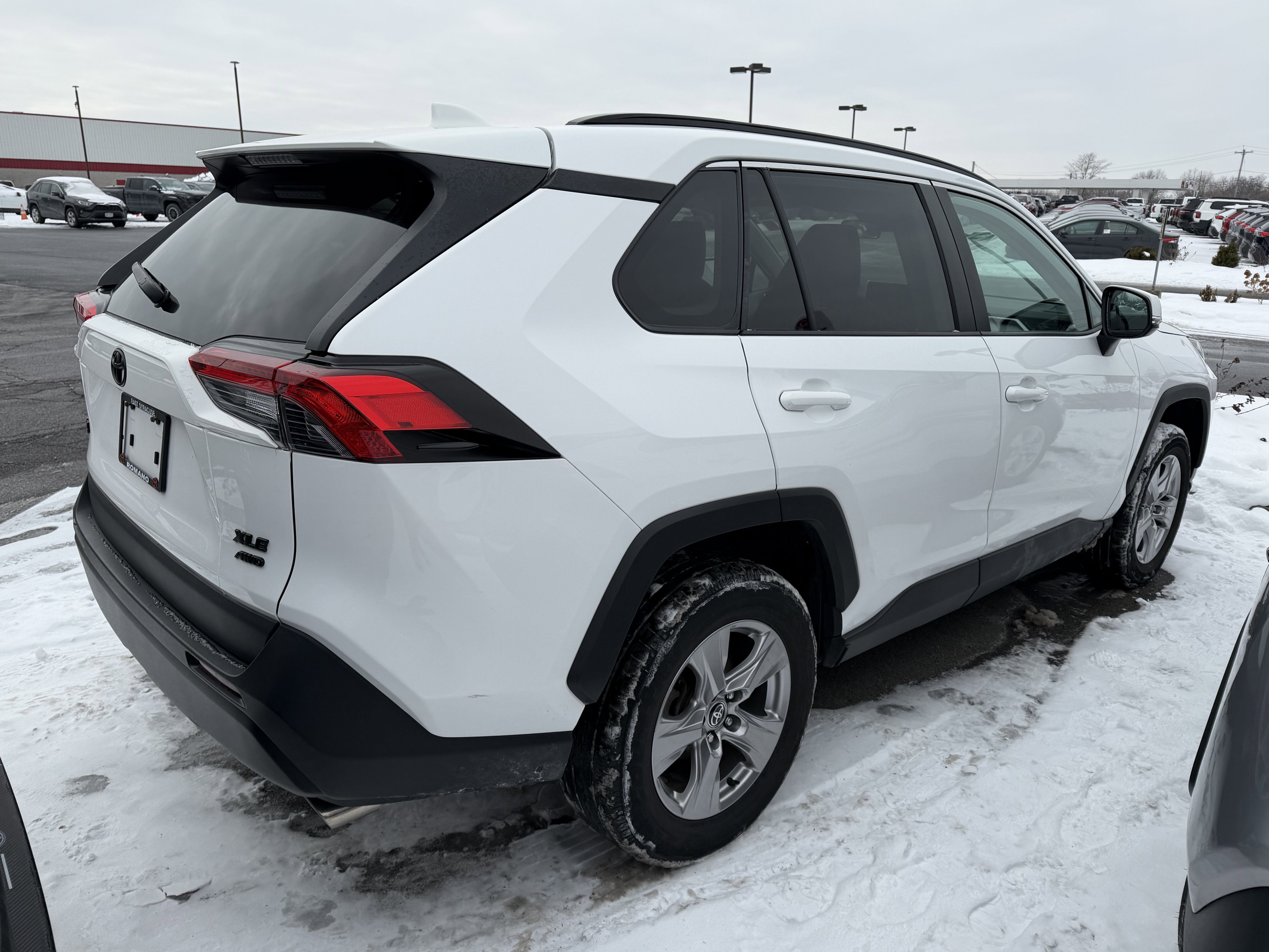 2023 Toyota RAV4 XLE