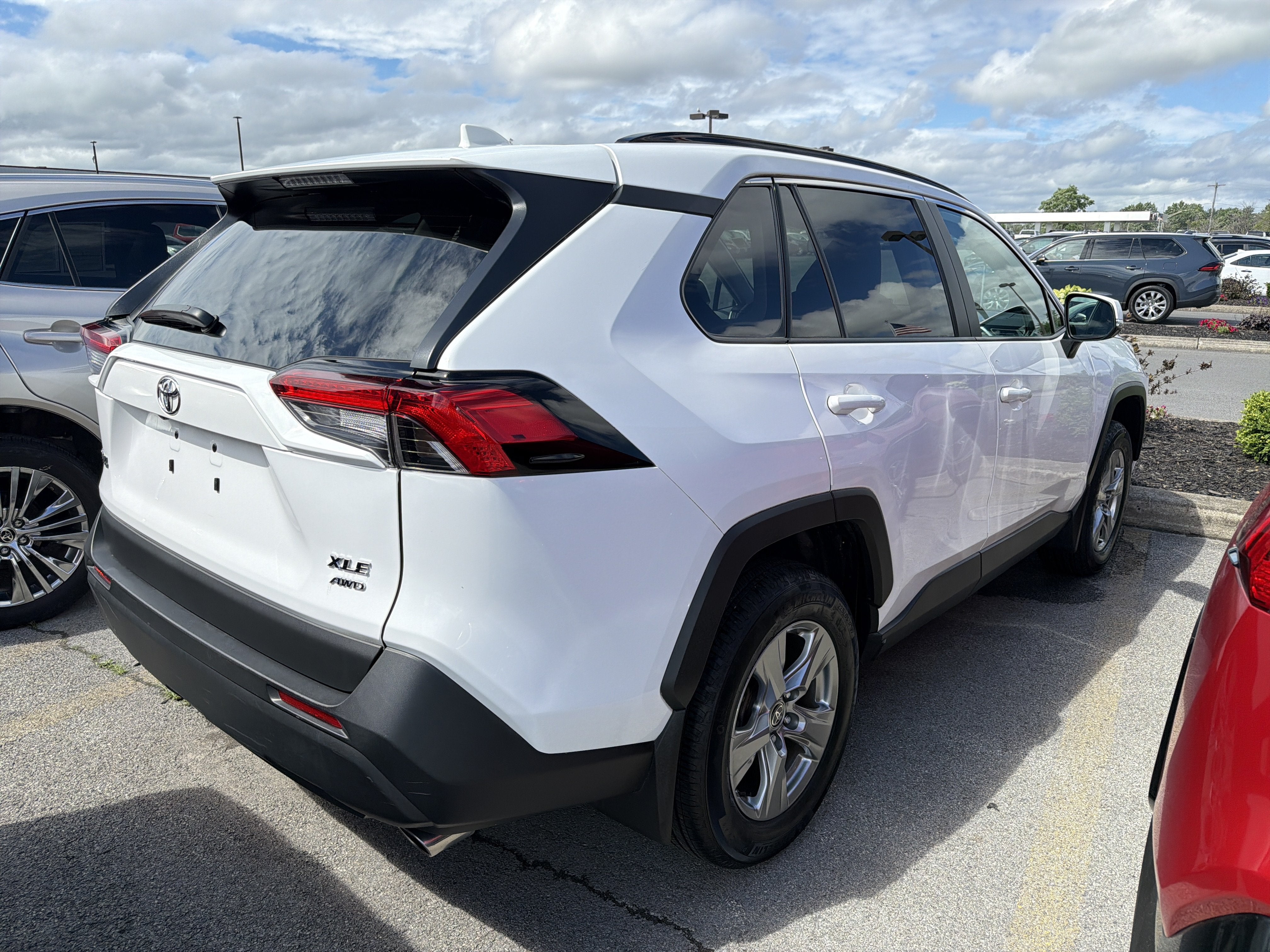 2024 Toyota RAV4 XLE