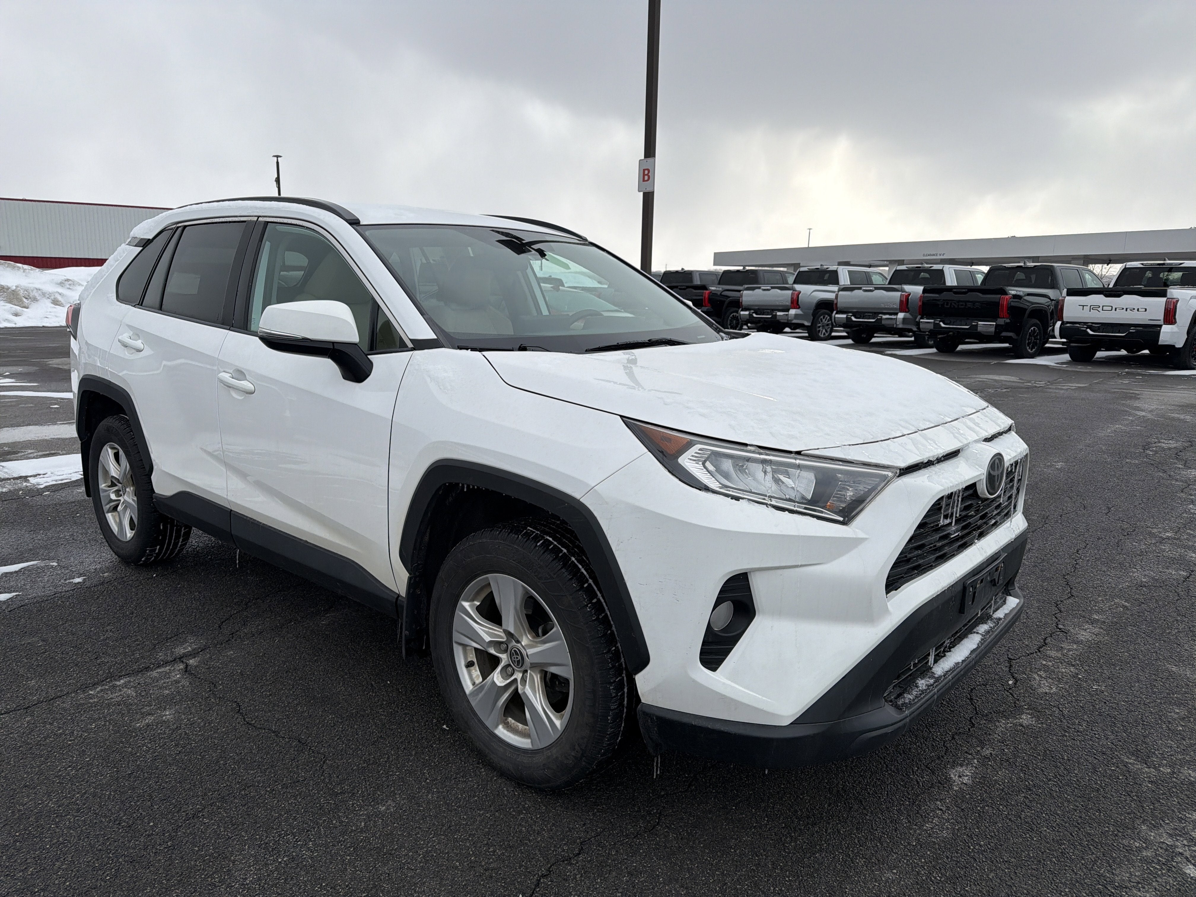 2021 Toyota RAV4 XLE