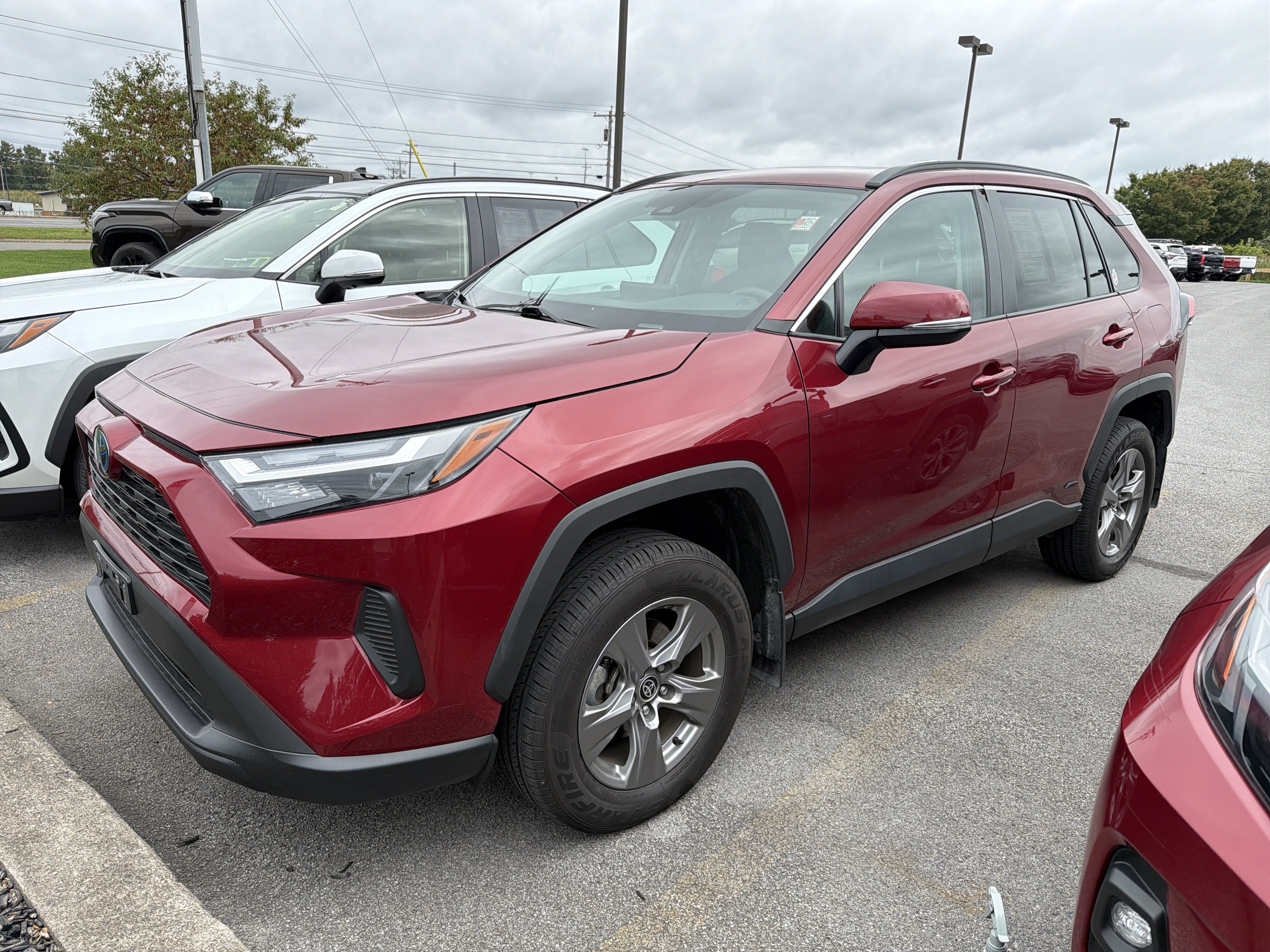 2024 Toyota RAV4 Hybrid XLE