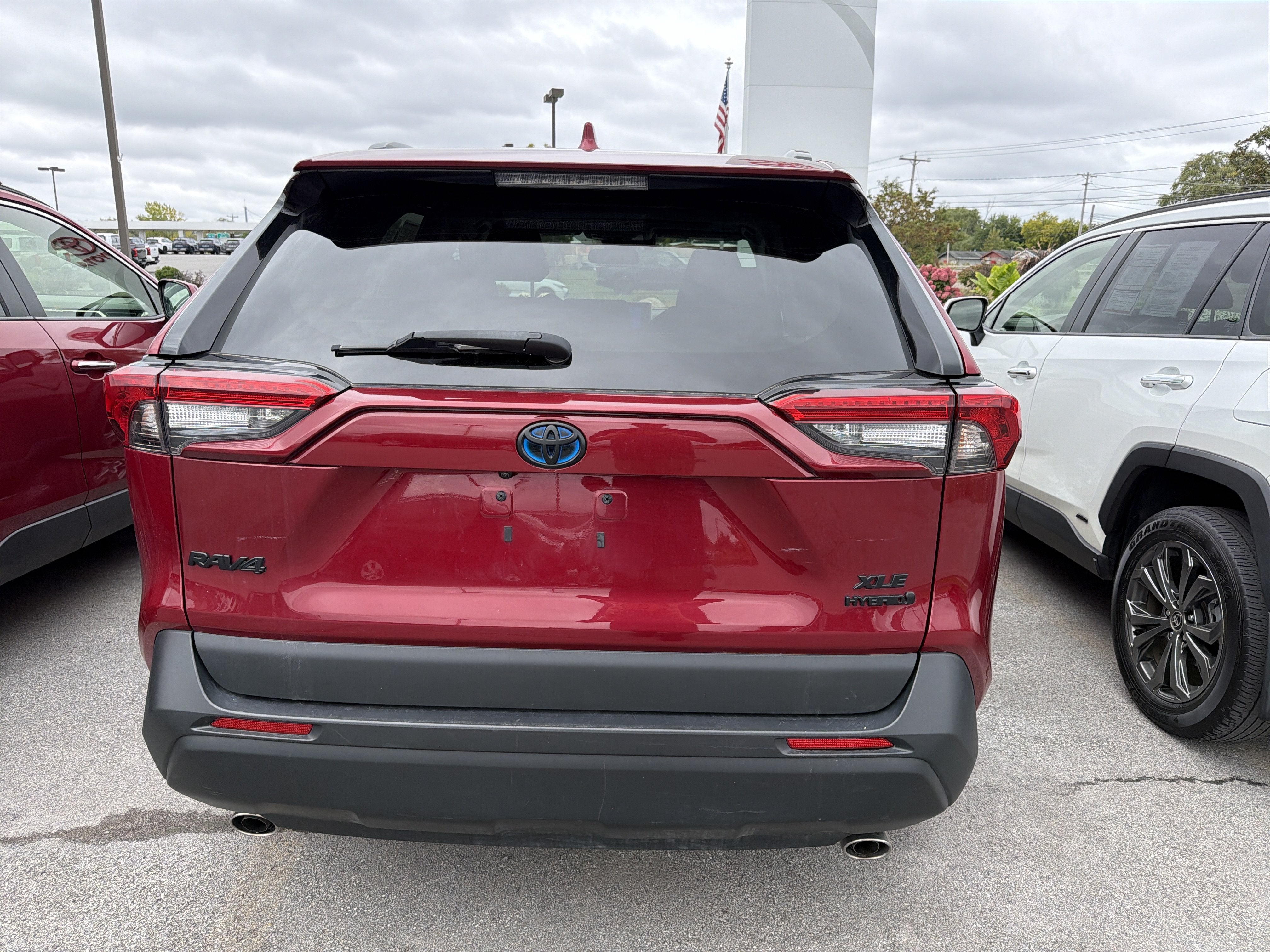 2024 Toyota RAV4 Hybrid XLE