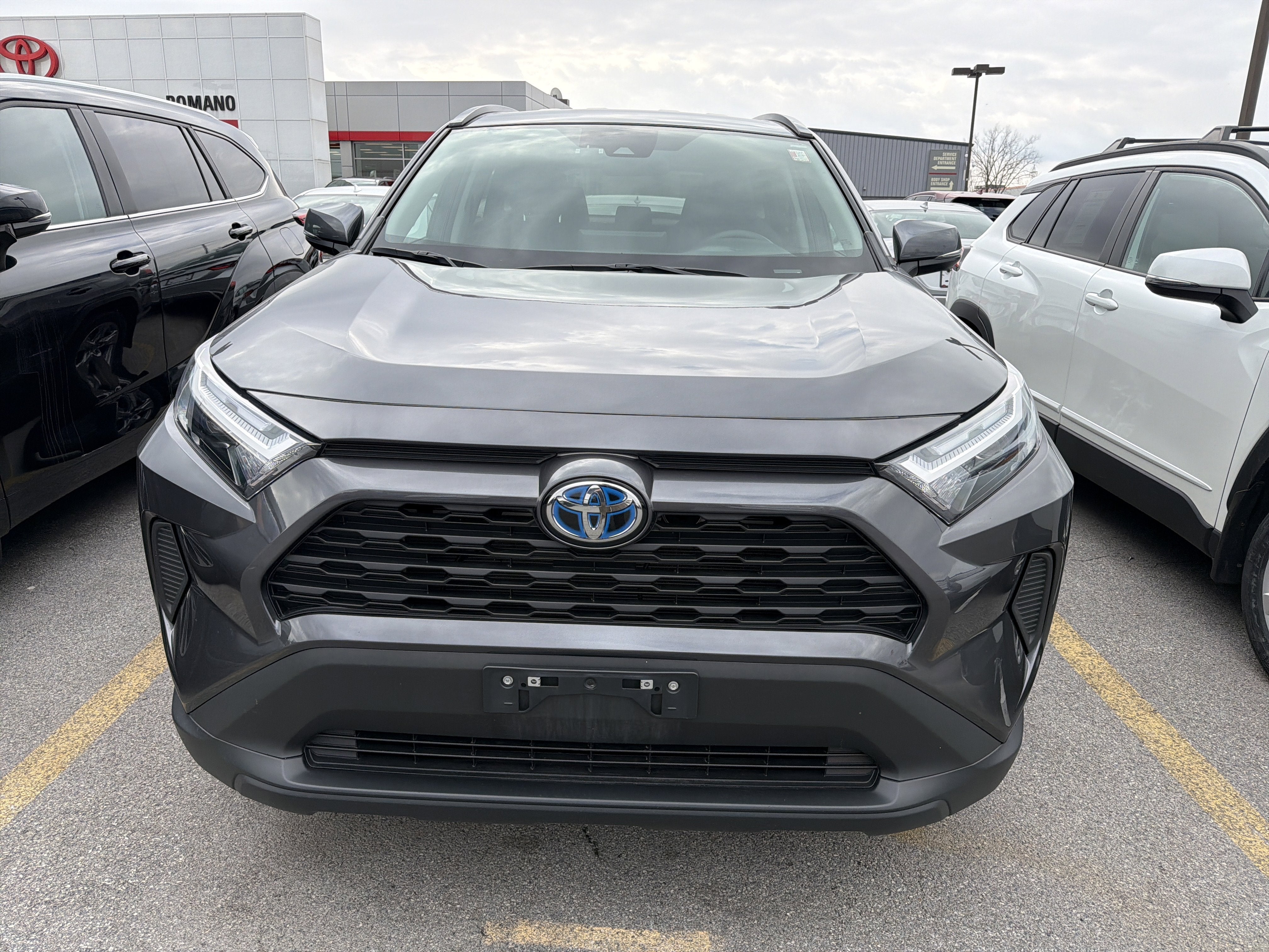 2024 Toyota RAV4 Hybrid XLE