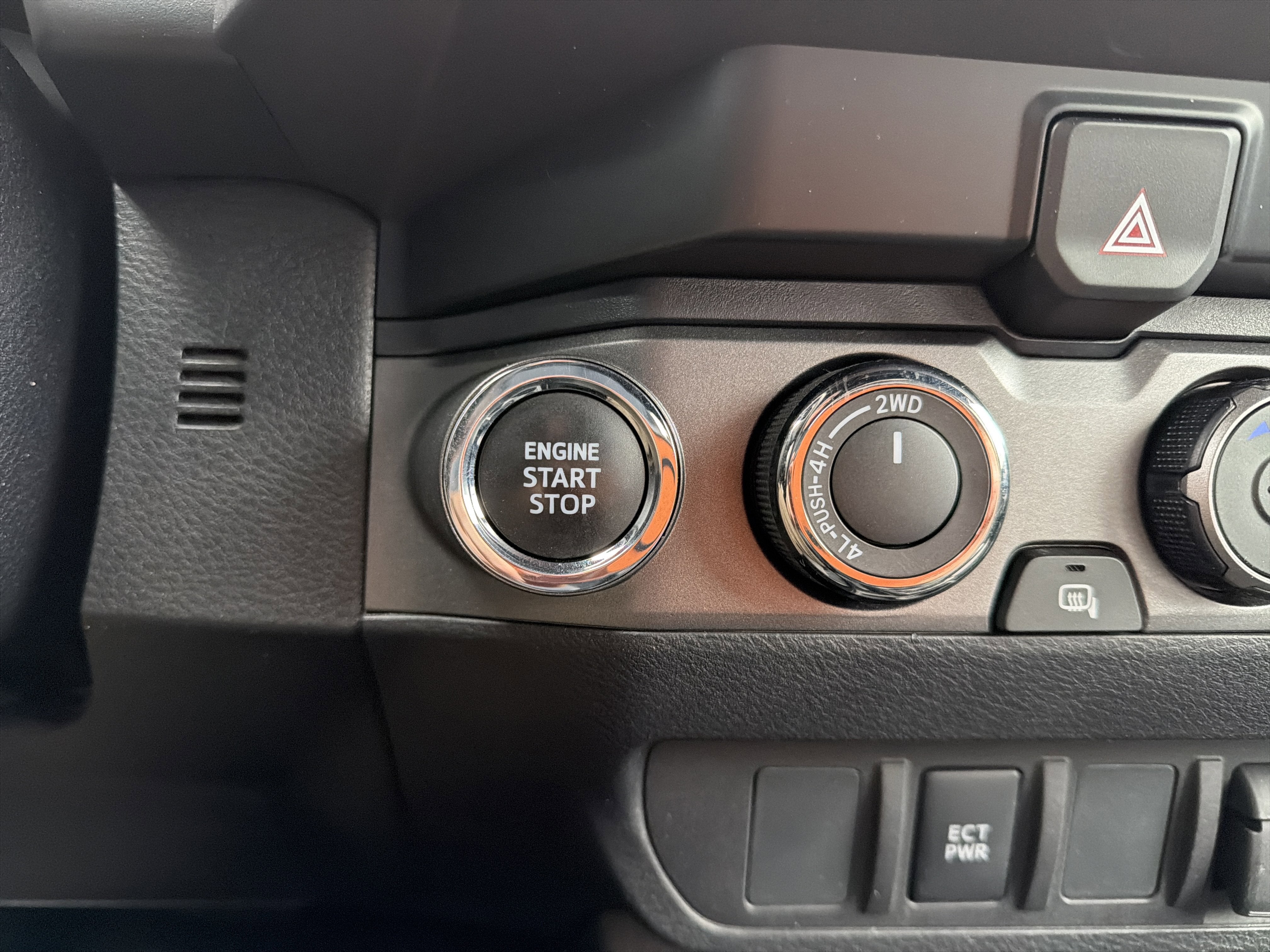 2023 Toyota Tacoma 4WD TRD Off Road