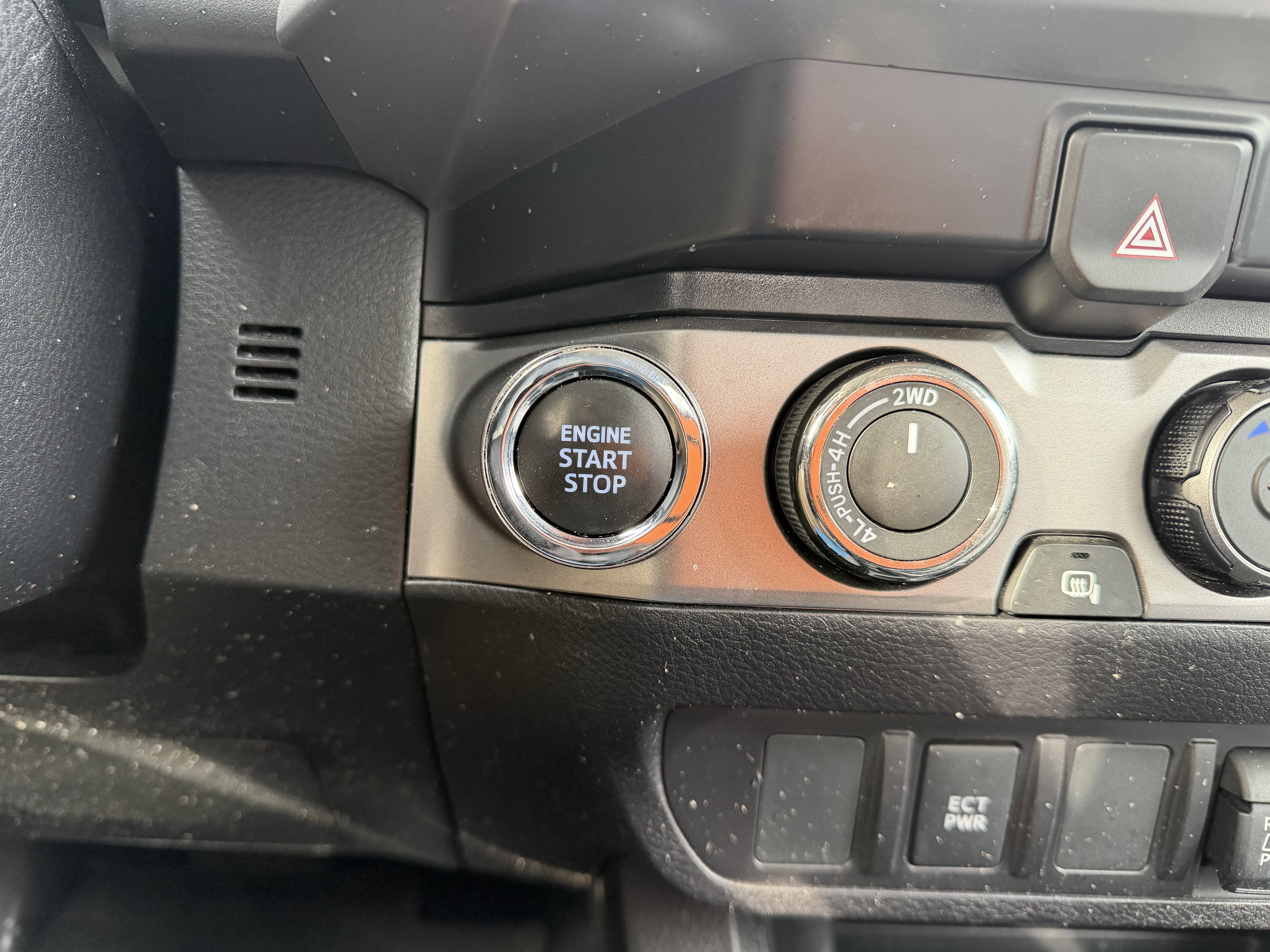 2023 Toyota Tacoma 4WD SR5