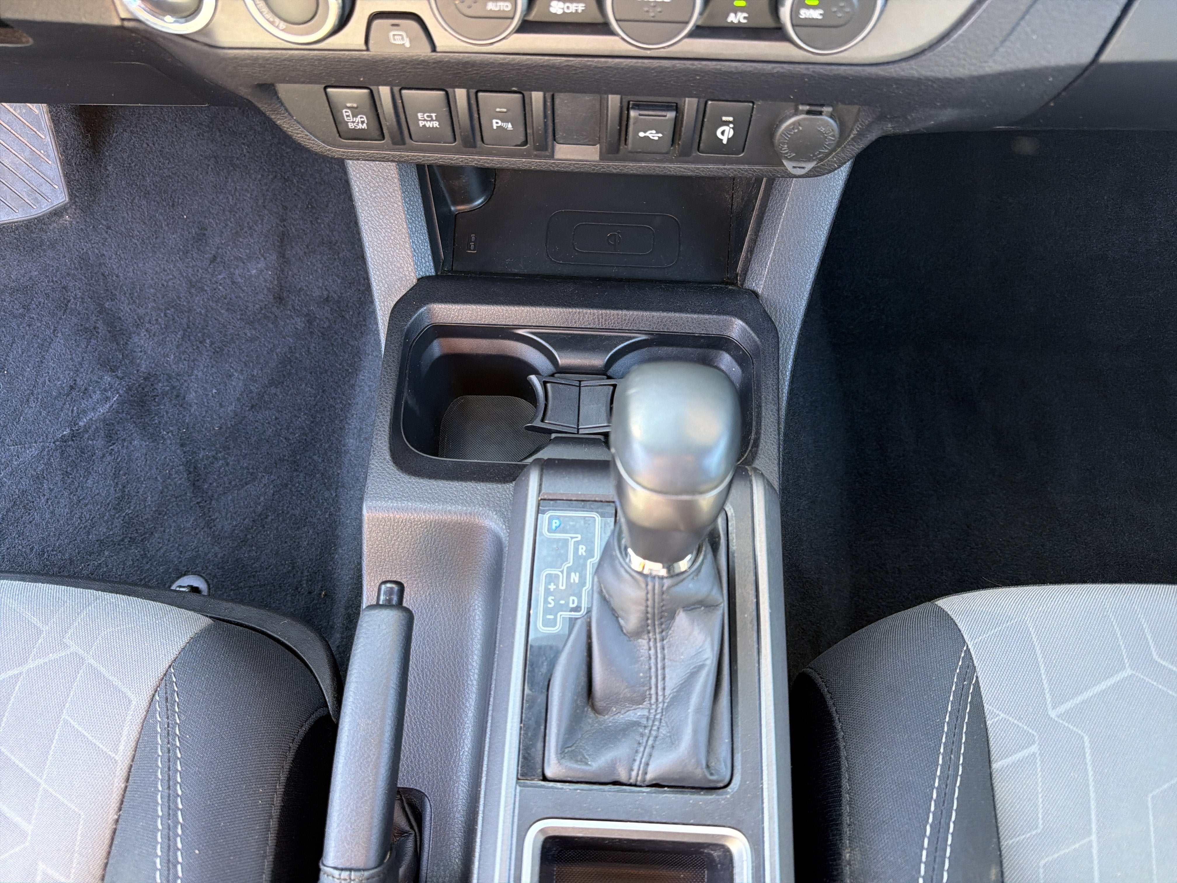 2022 Toyota Tacoma 4WD TRD Off Road