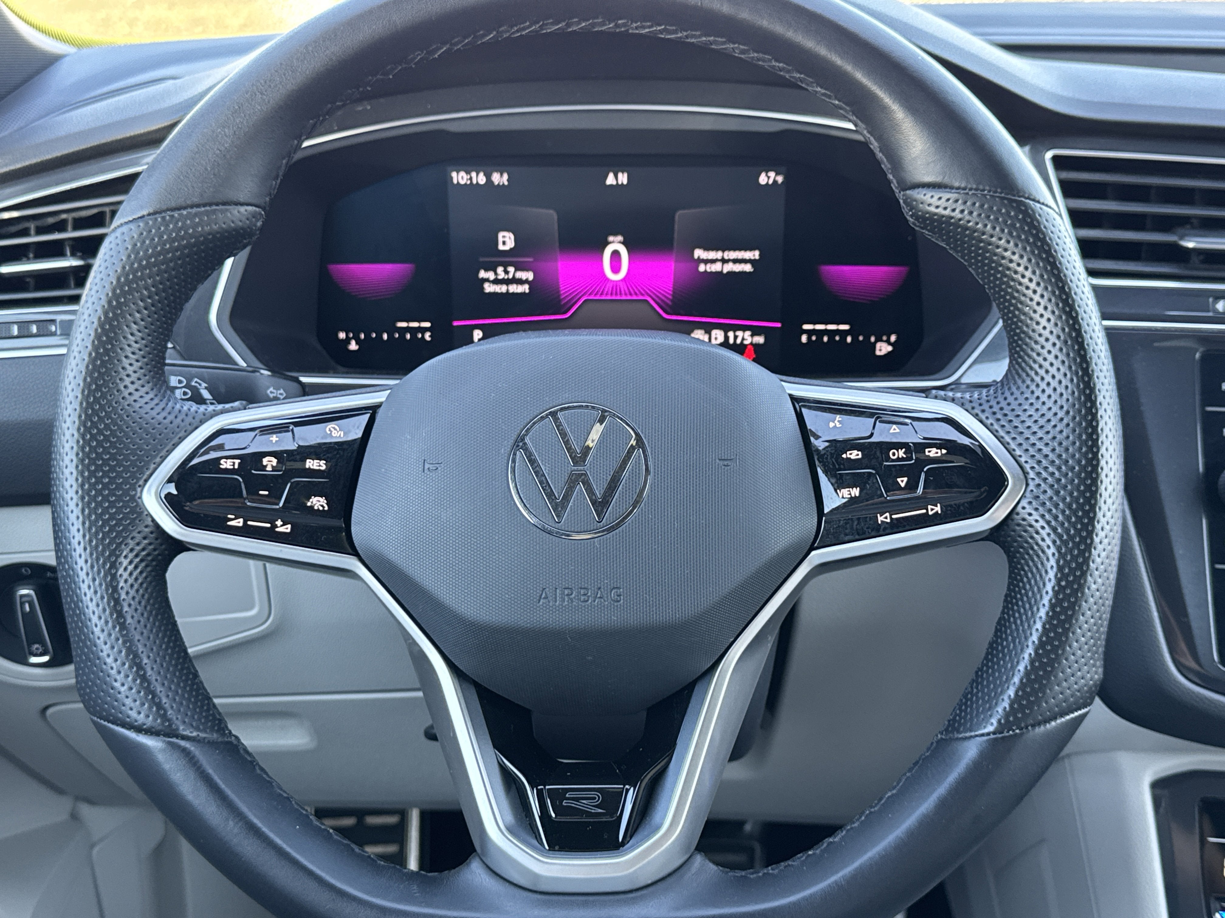 2022 Volkswagen Tiguan SE R-Line Black