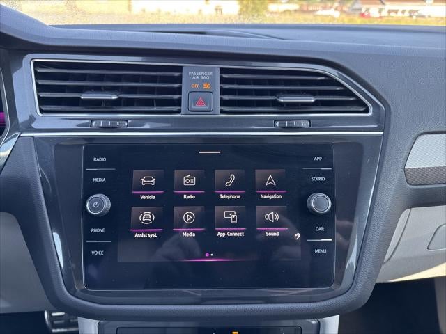 2022 Volkswagen Tiguan SE R-Line Black