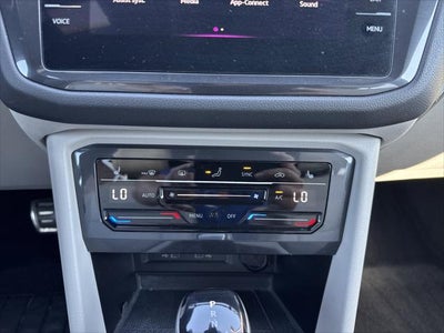 2022 Volkswagen Tiguan SE R-Line Black