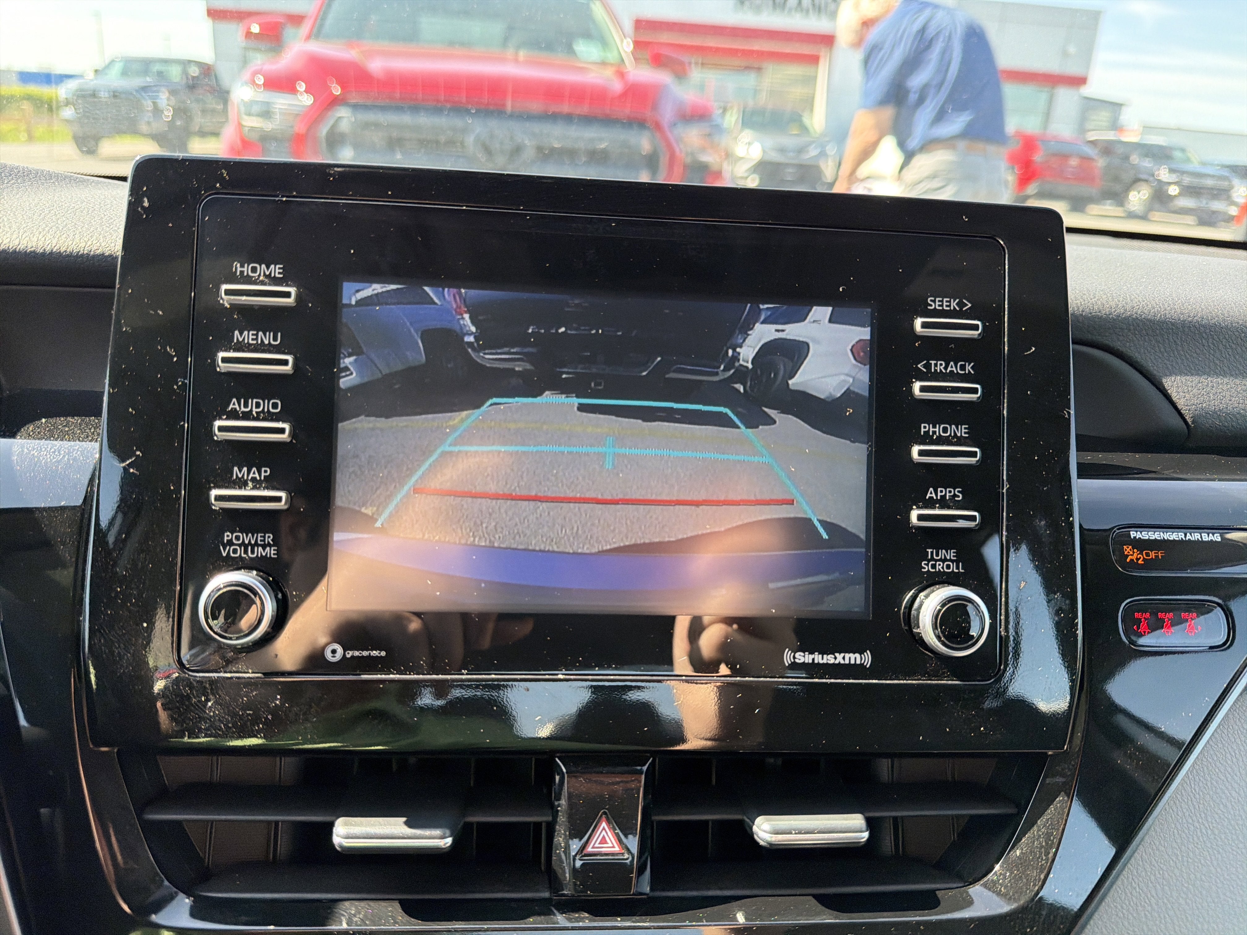 2024 Toyota Camry Hybrid LE