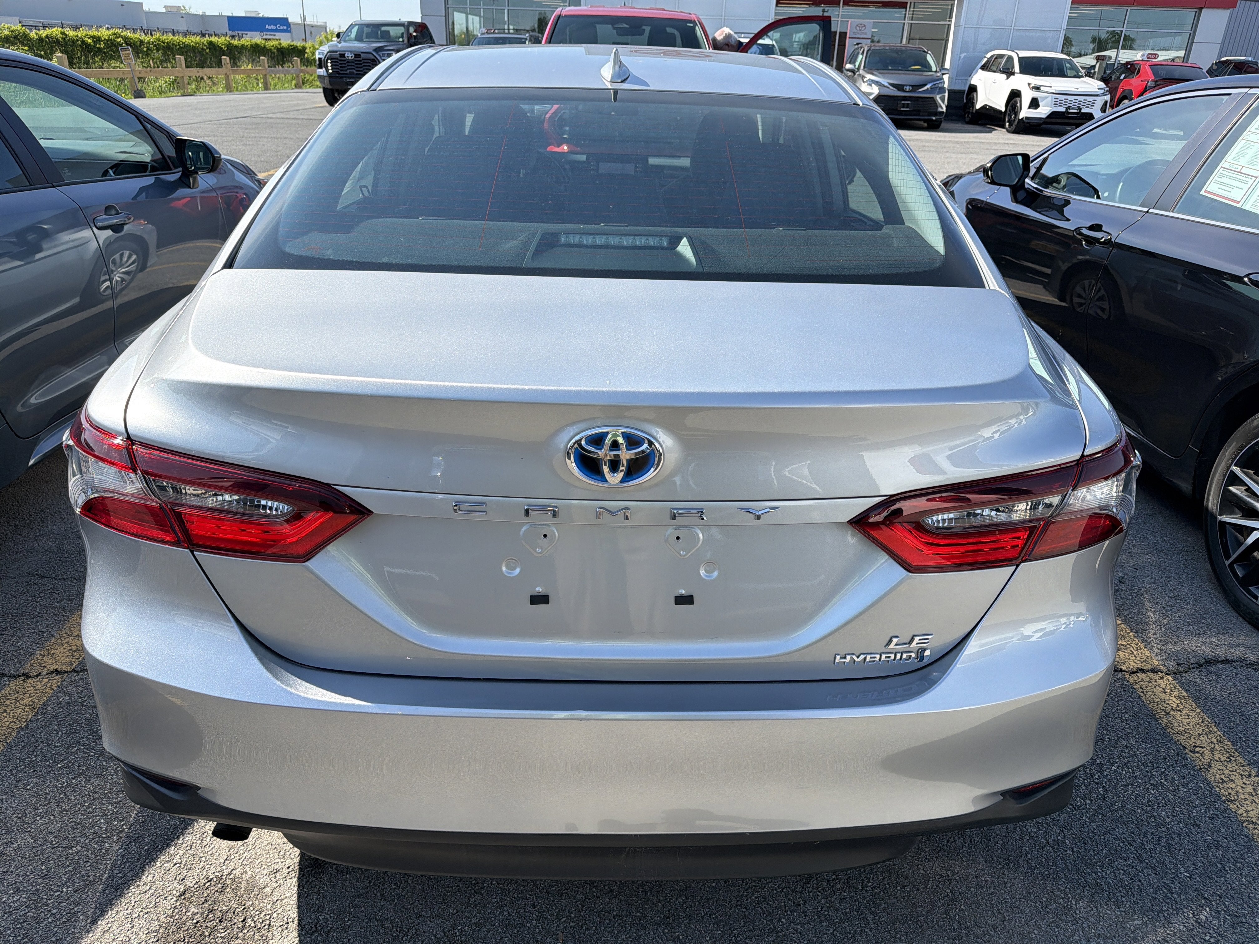 2024 Toyota Camry Hybrid LE
