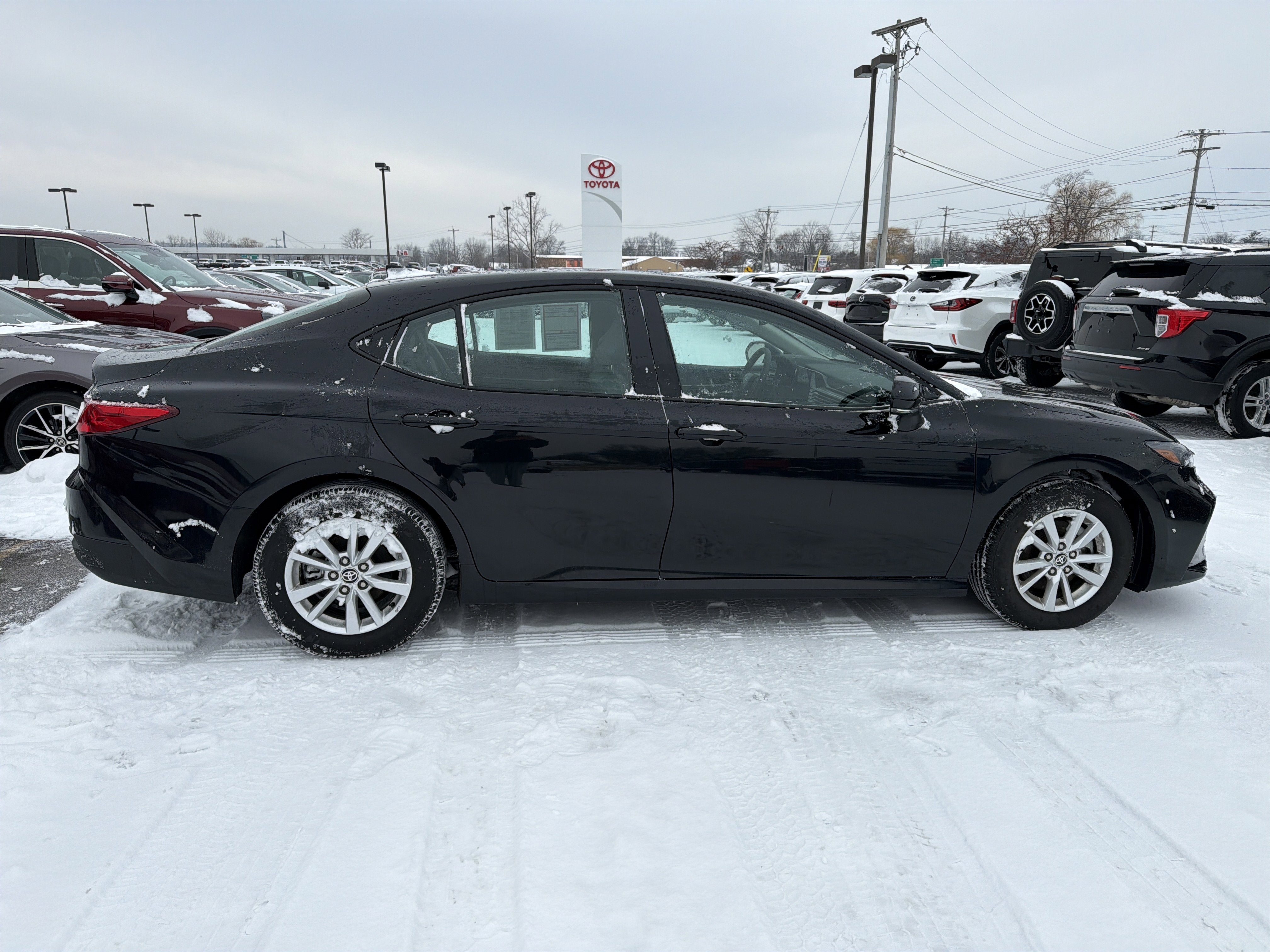 2025 Toyota Camry LE
