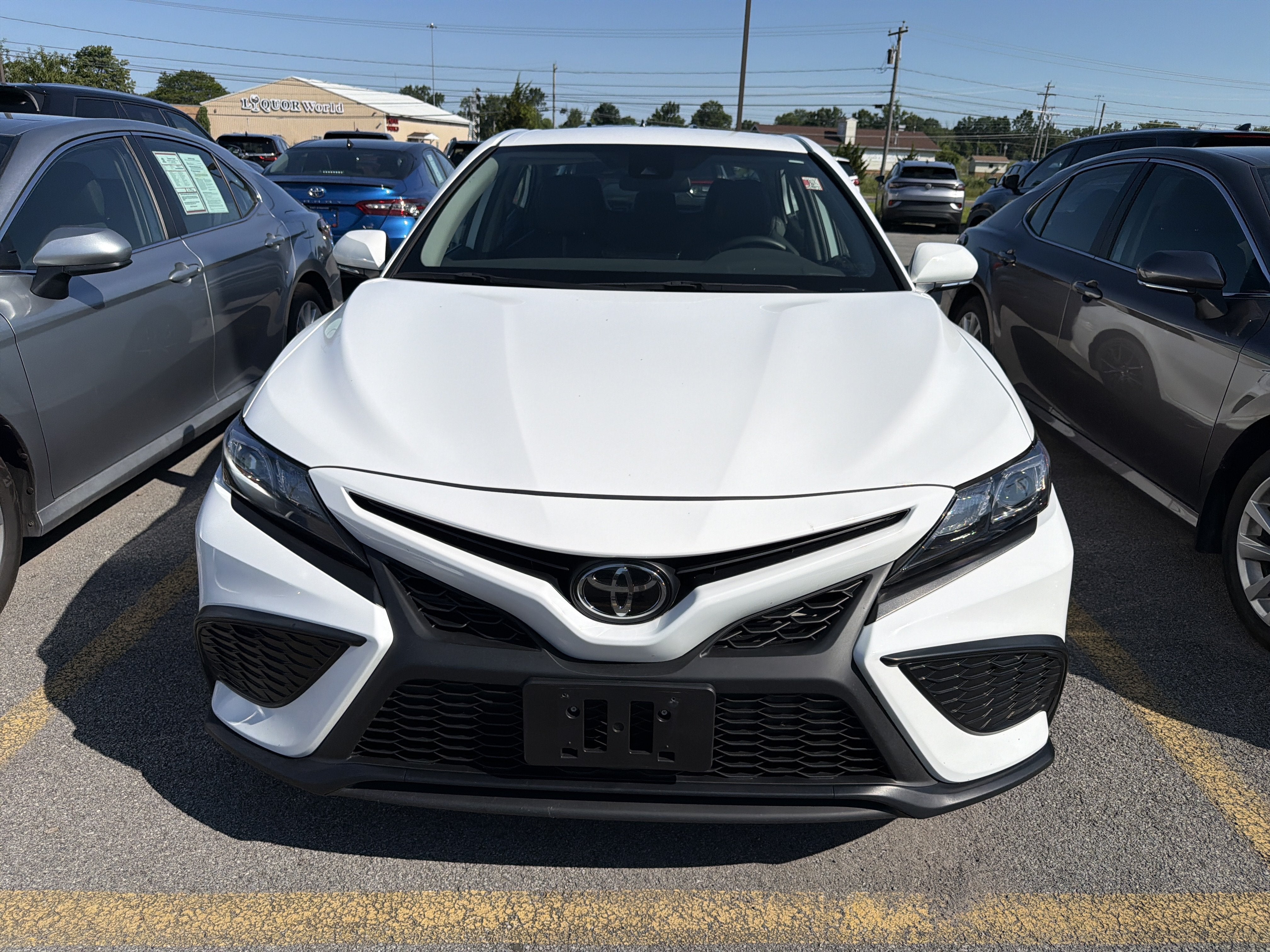 2024 Toyota Camry SE