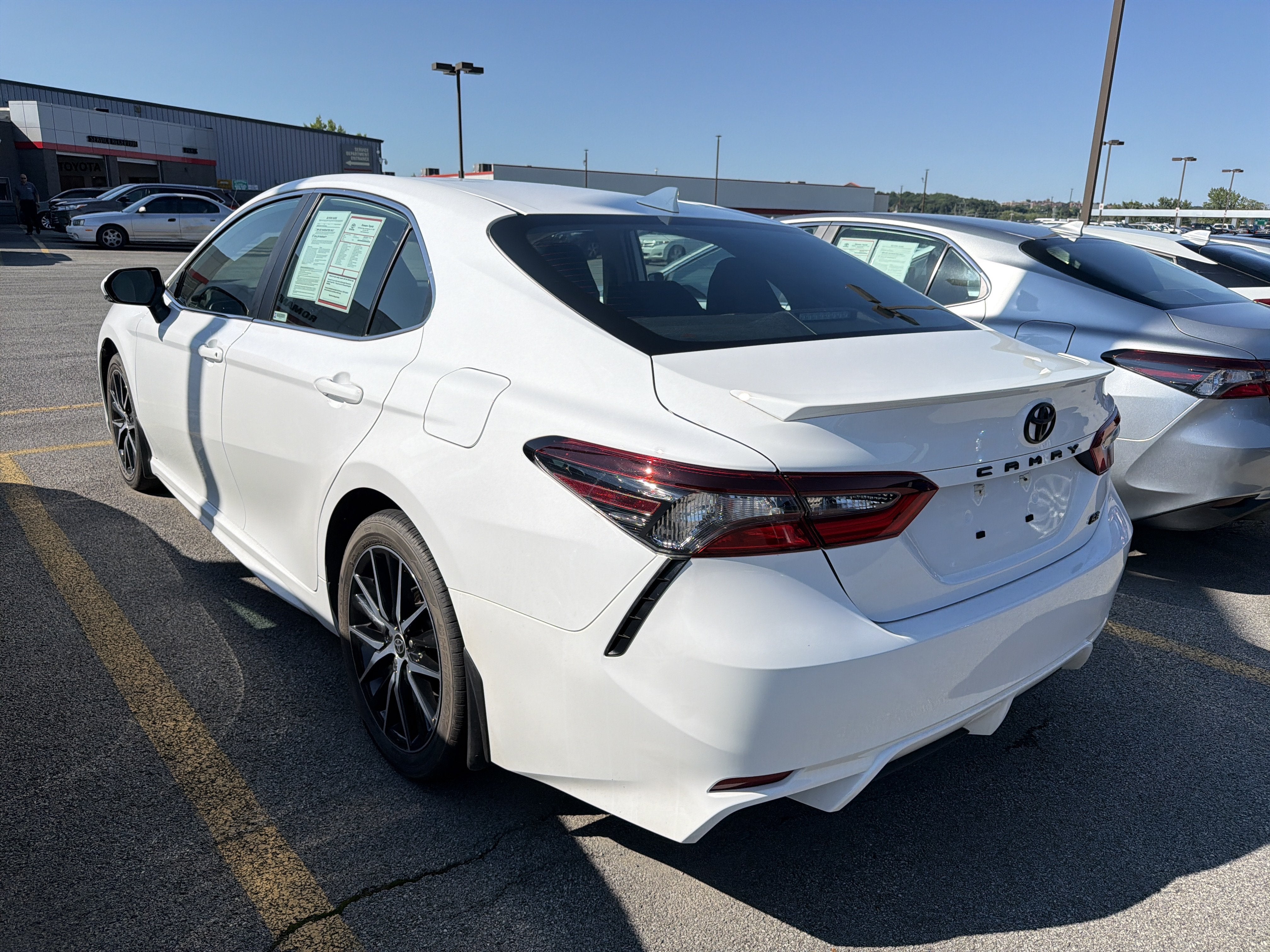 2024 Toyota Camry SE