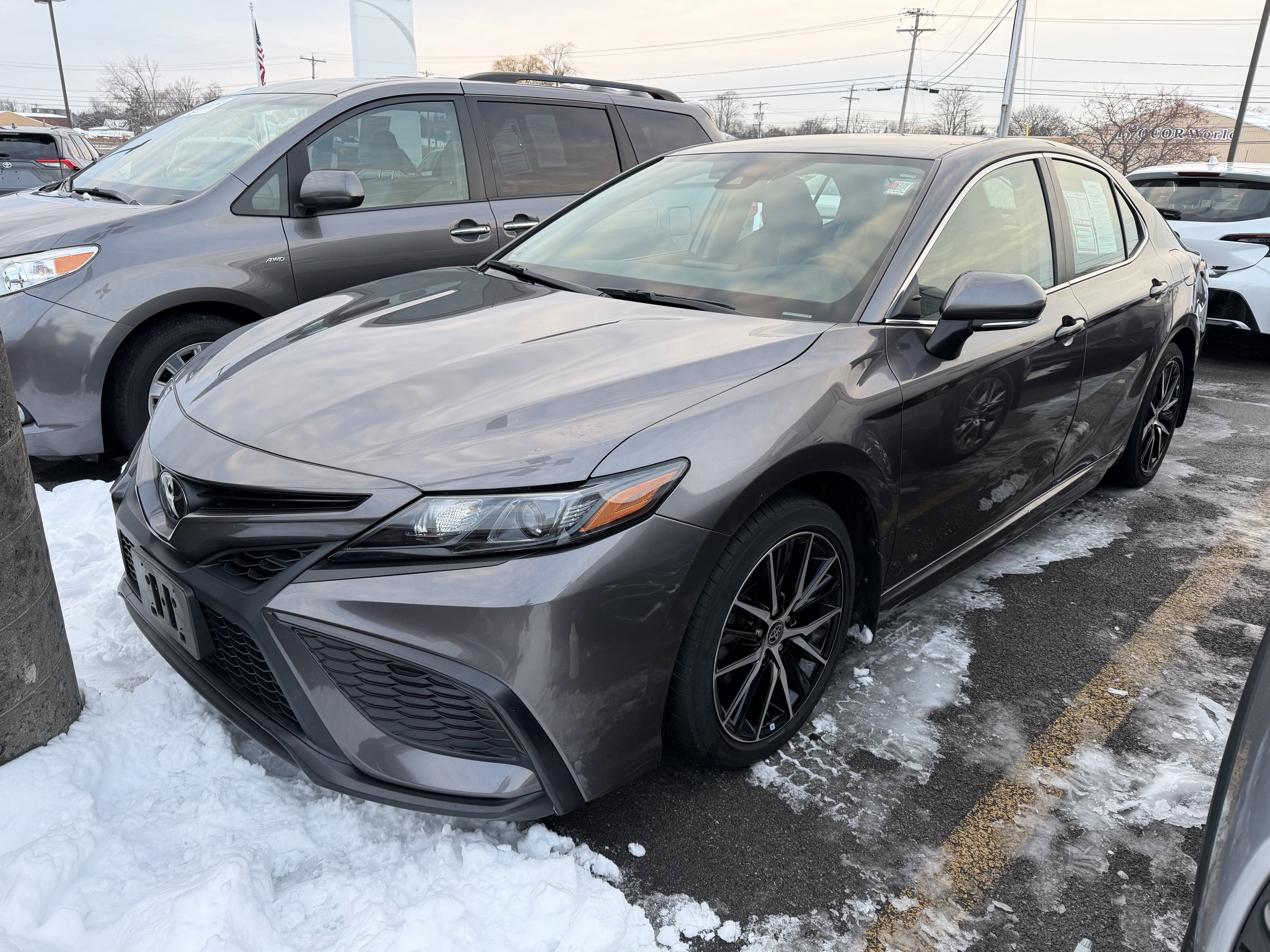 2022 Toyota Camry SE