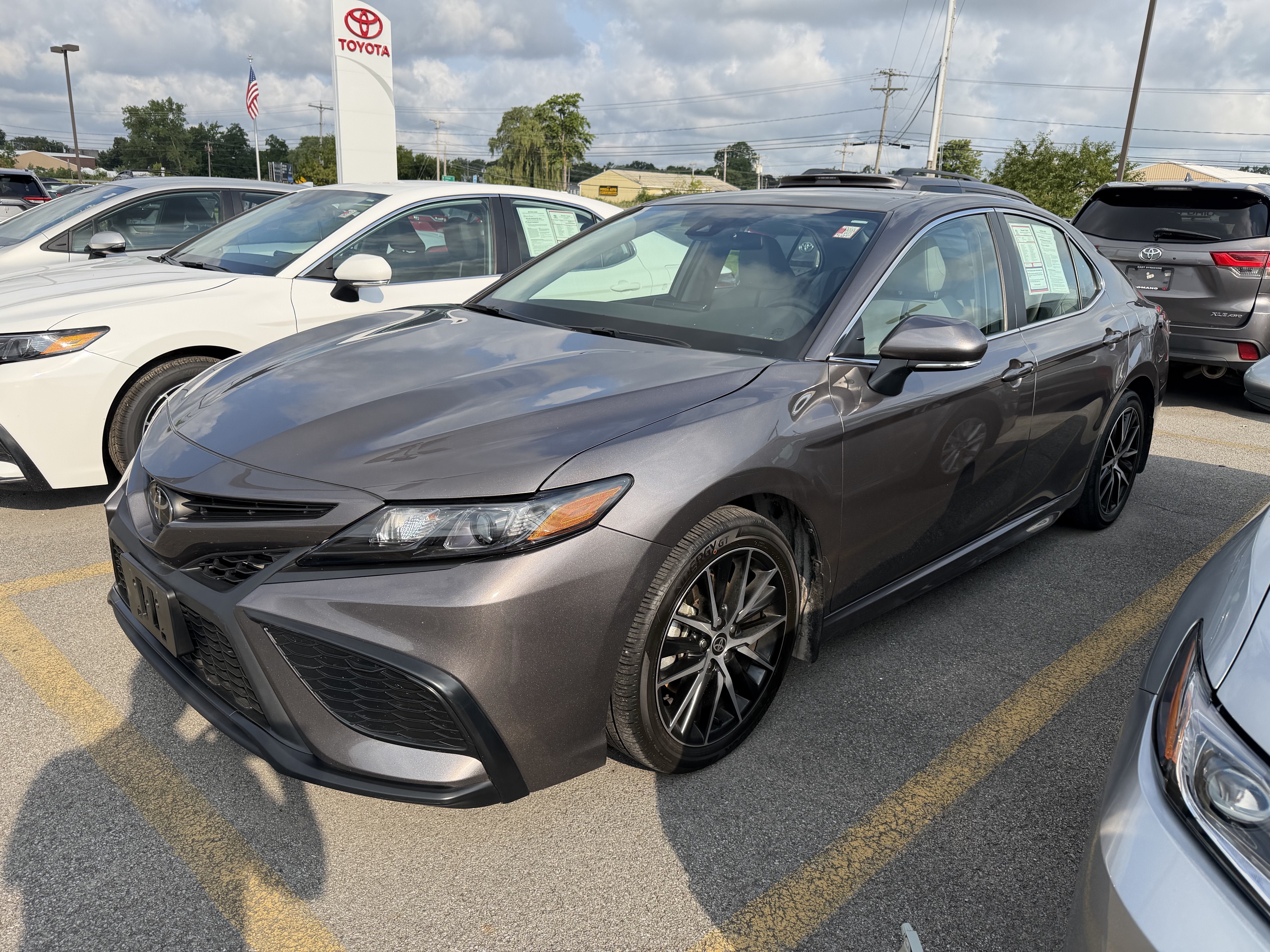 2024 Toyota Camry SE