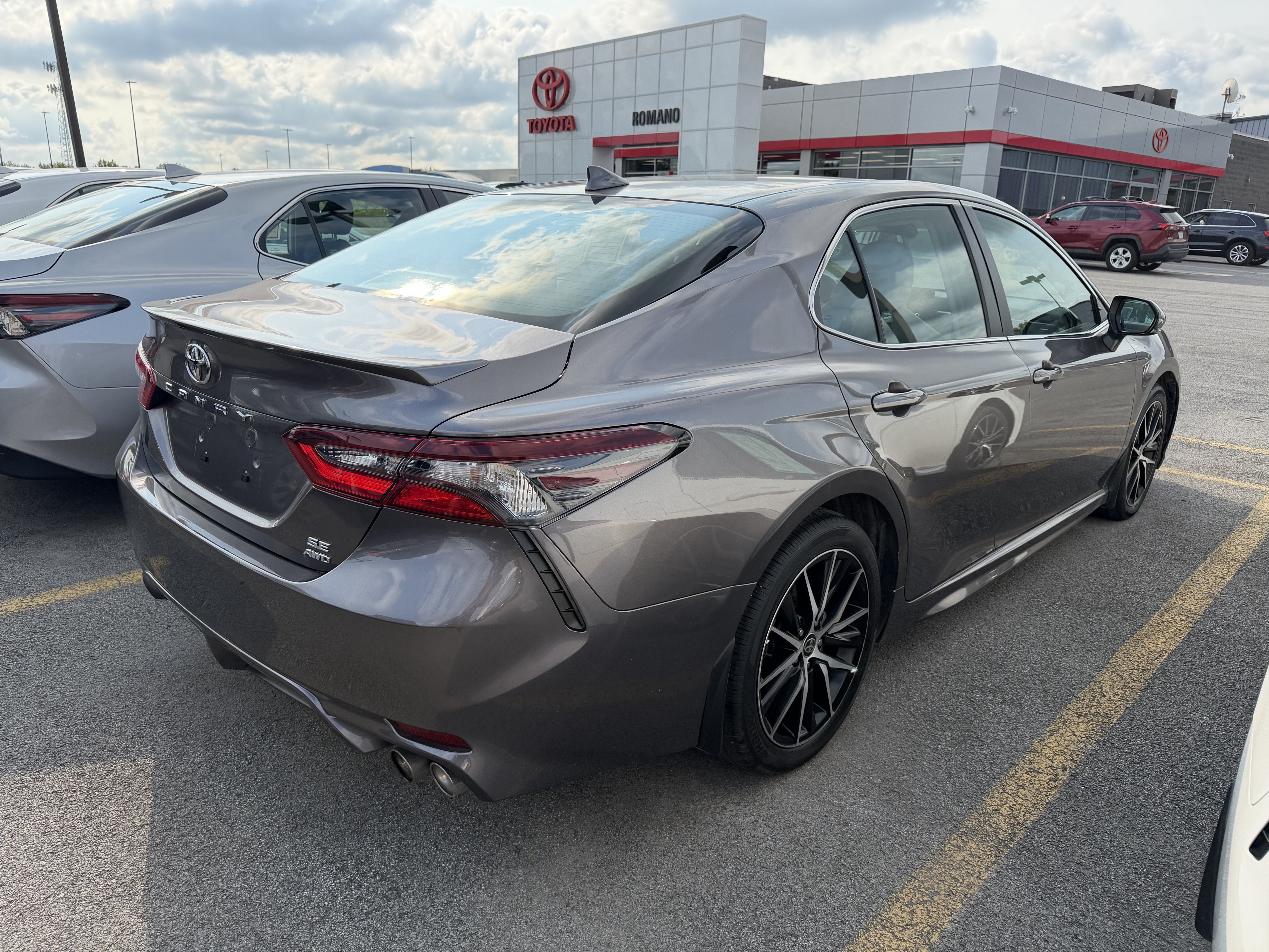 2024 Toyota Camry SE