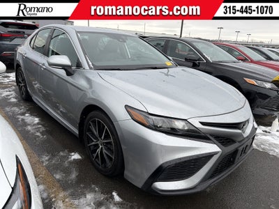 2022 Toyota Camry SE