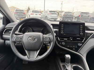 2022 Toyota Camry SE