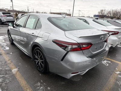 2022 Toyota Camry SE
