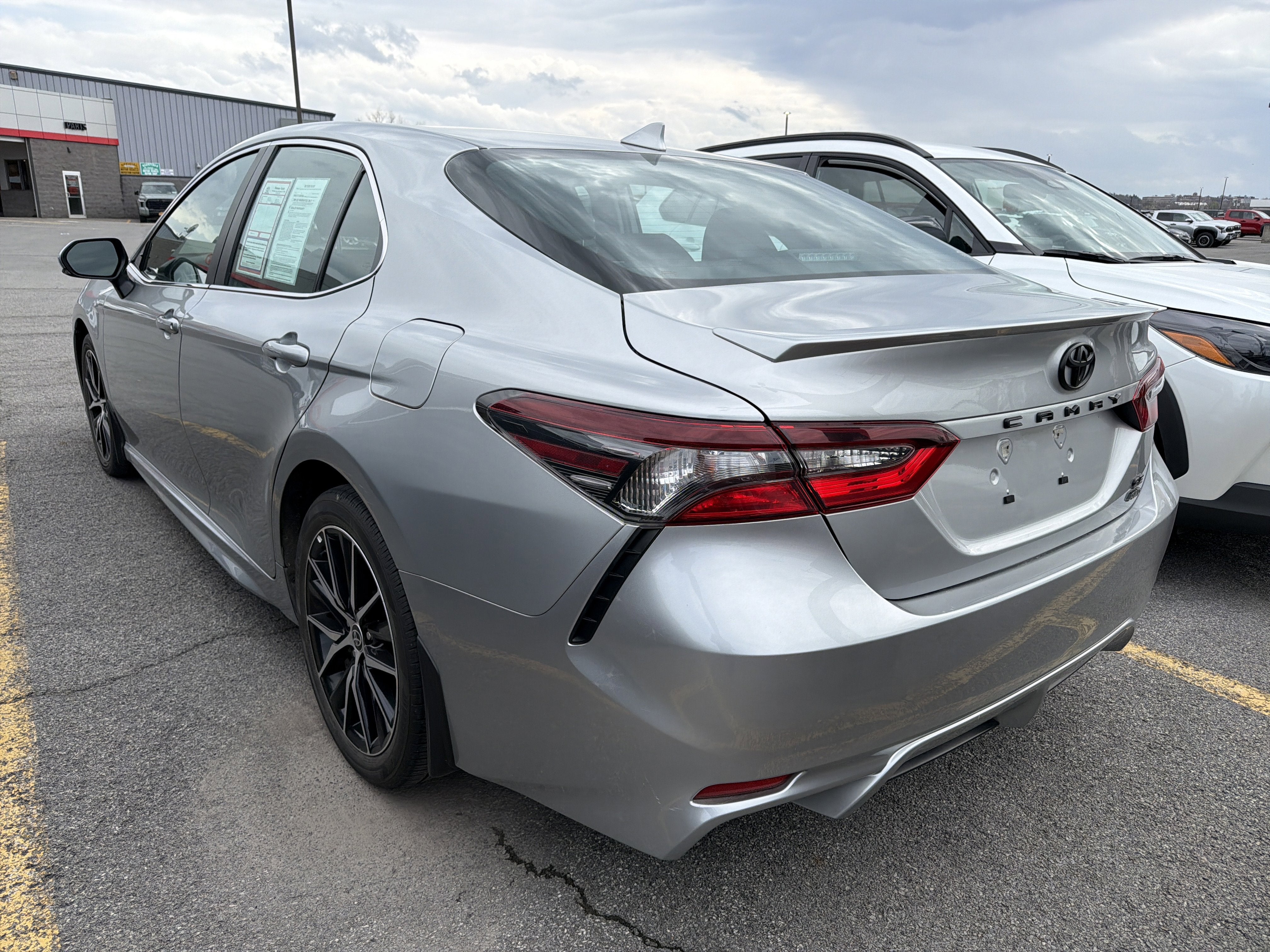 2024 Toyota Camry SE